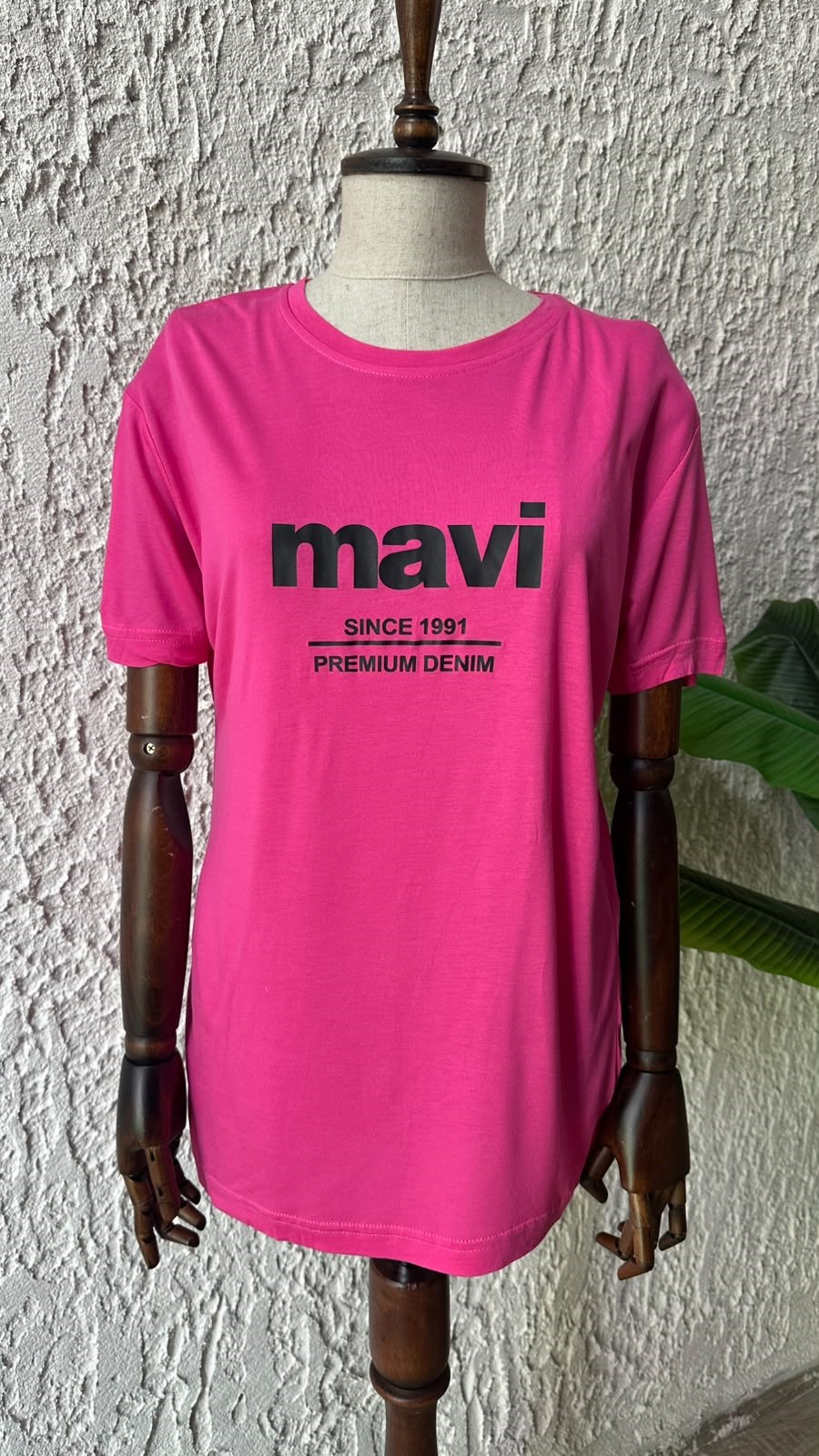 MAVİ BASKILI TİŞÖRT 