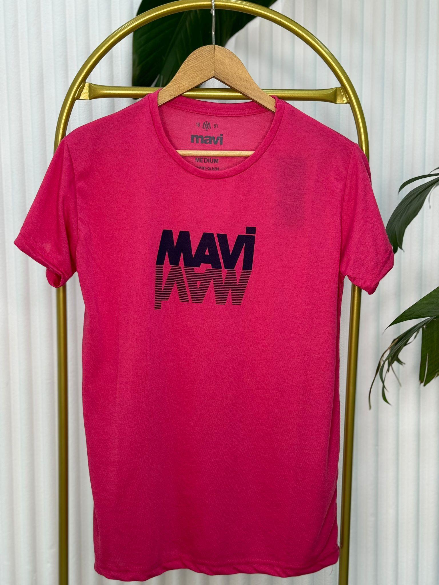 MAVİ TİŞÖRT FUŞYA 