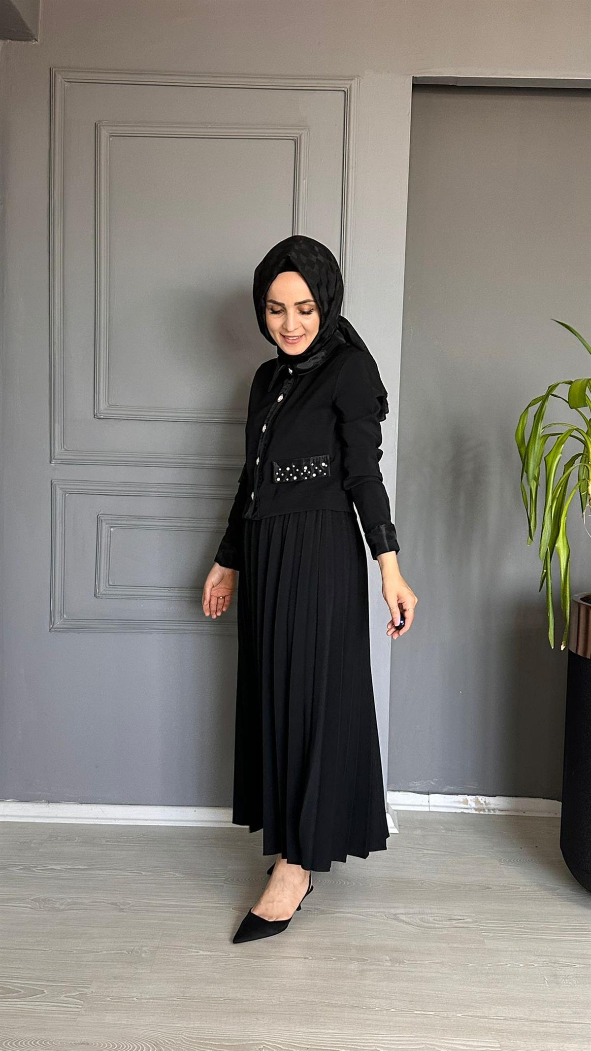 PİLİSE ETEKLİ TAKIM - SİYAH