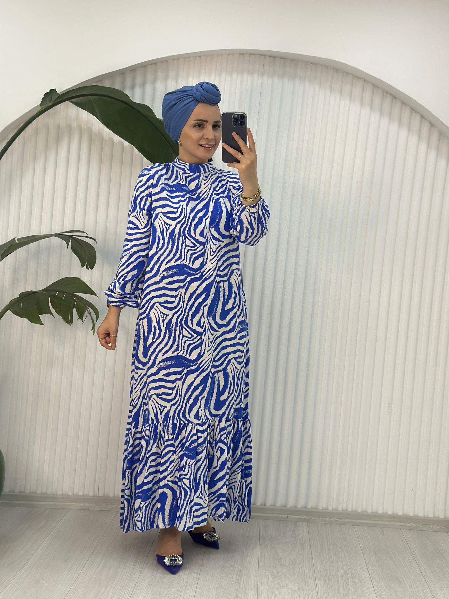 ZEBRA DESEN MAVİ BEYAZ ELBİSE 