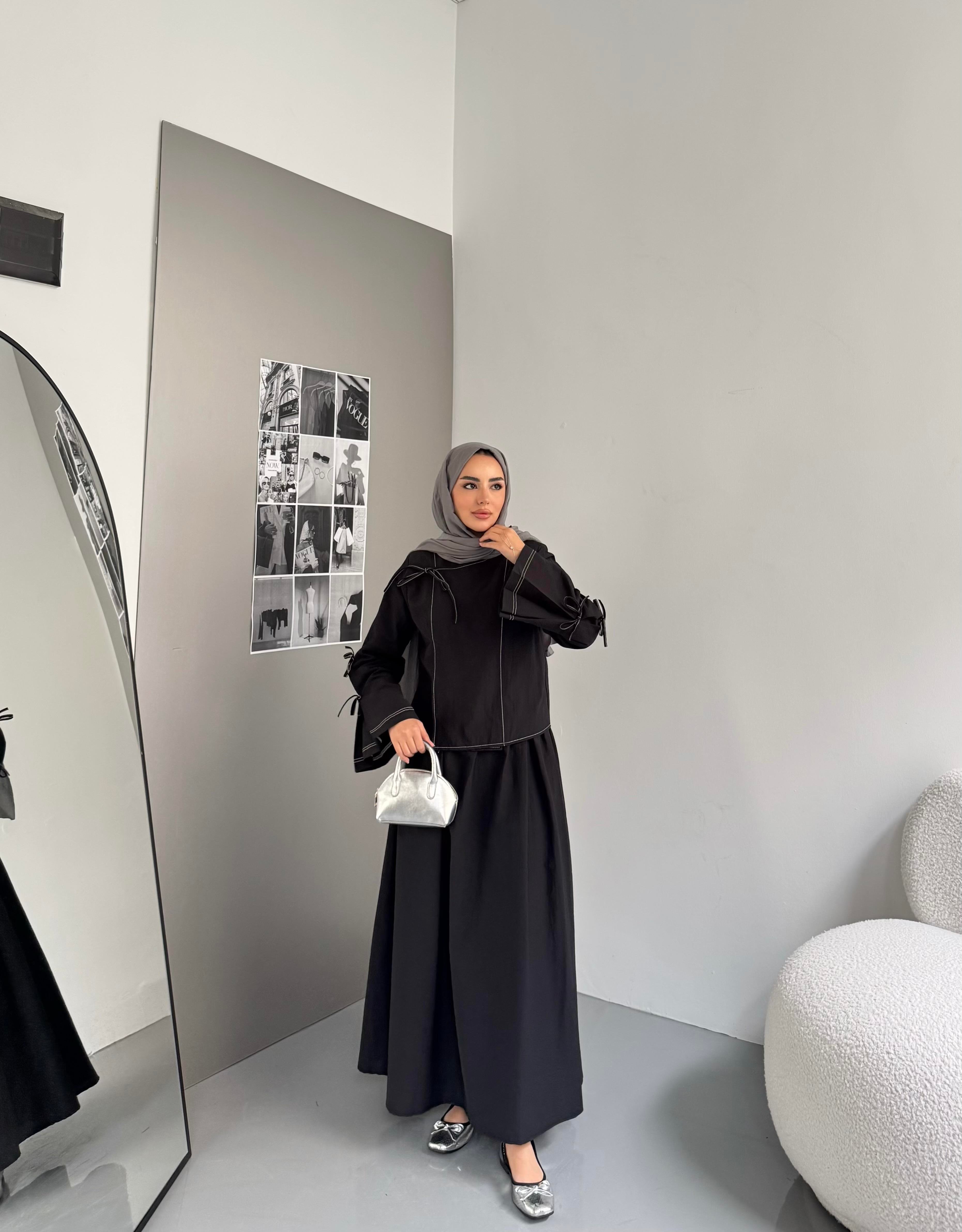 Fiyonk Detaylı Monche Takım Siyah