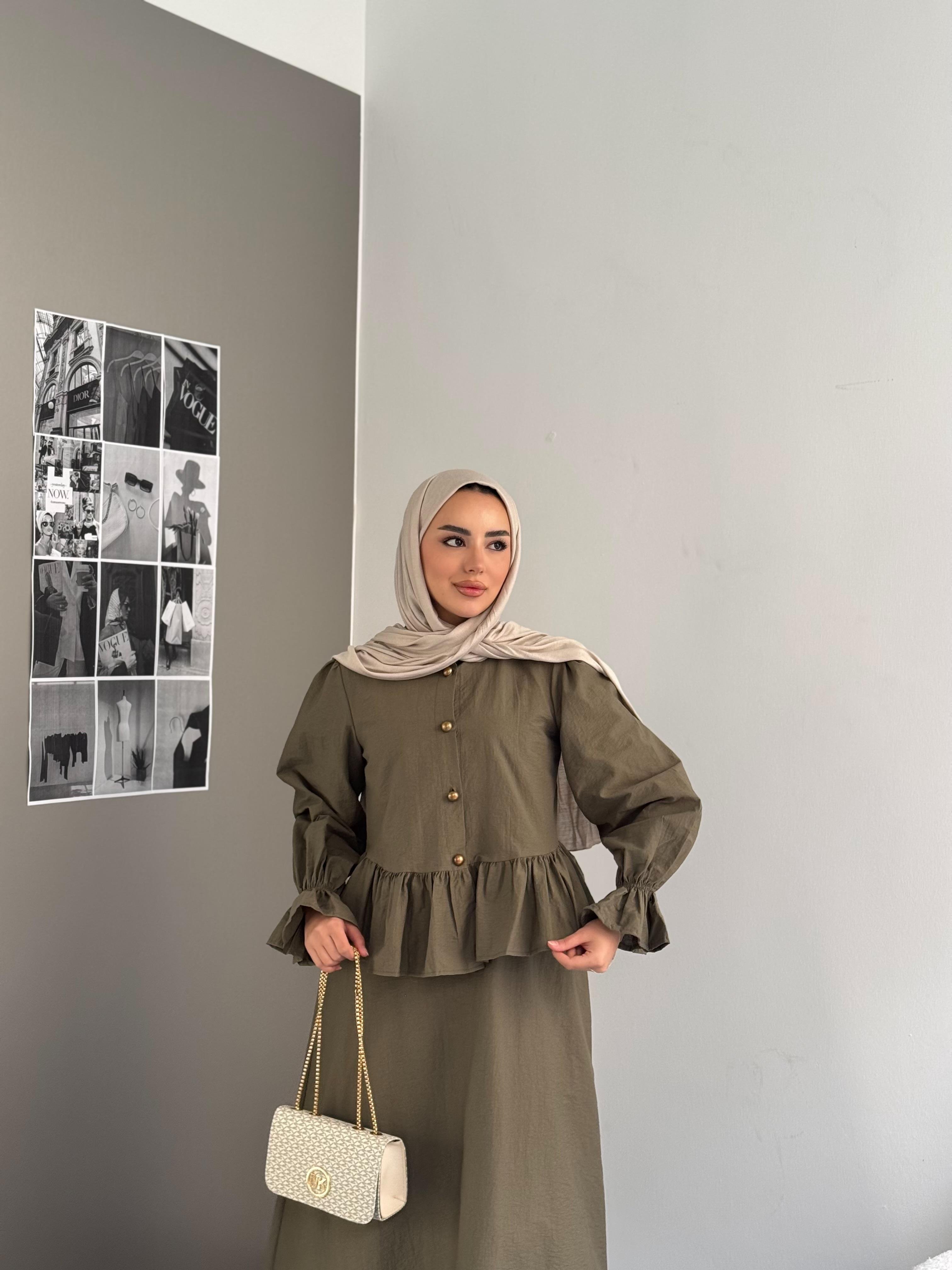 Kolları Lastikli Siina Takım Haki