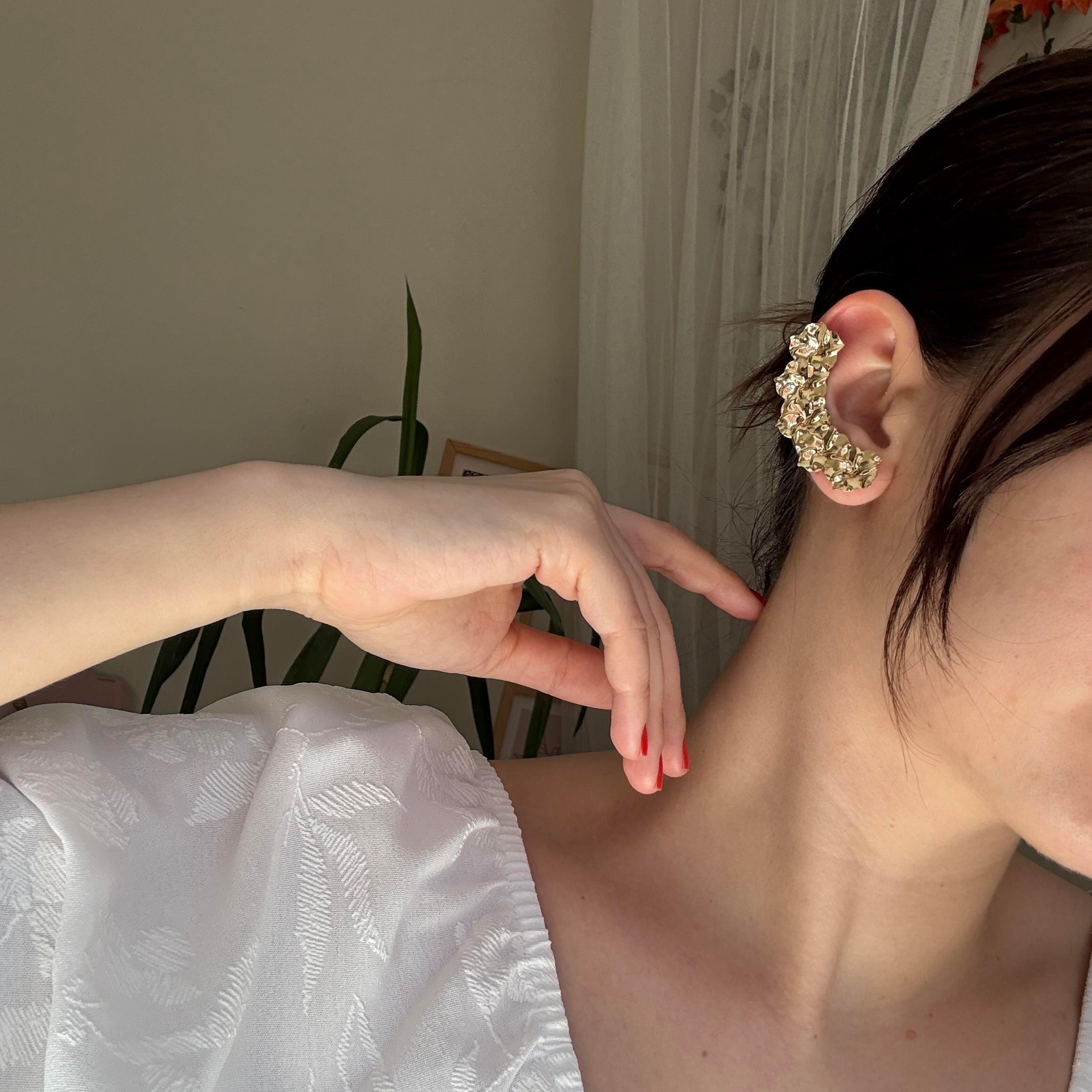 2li Gold Çiçek Earcuff