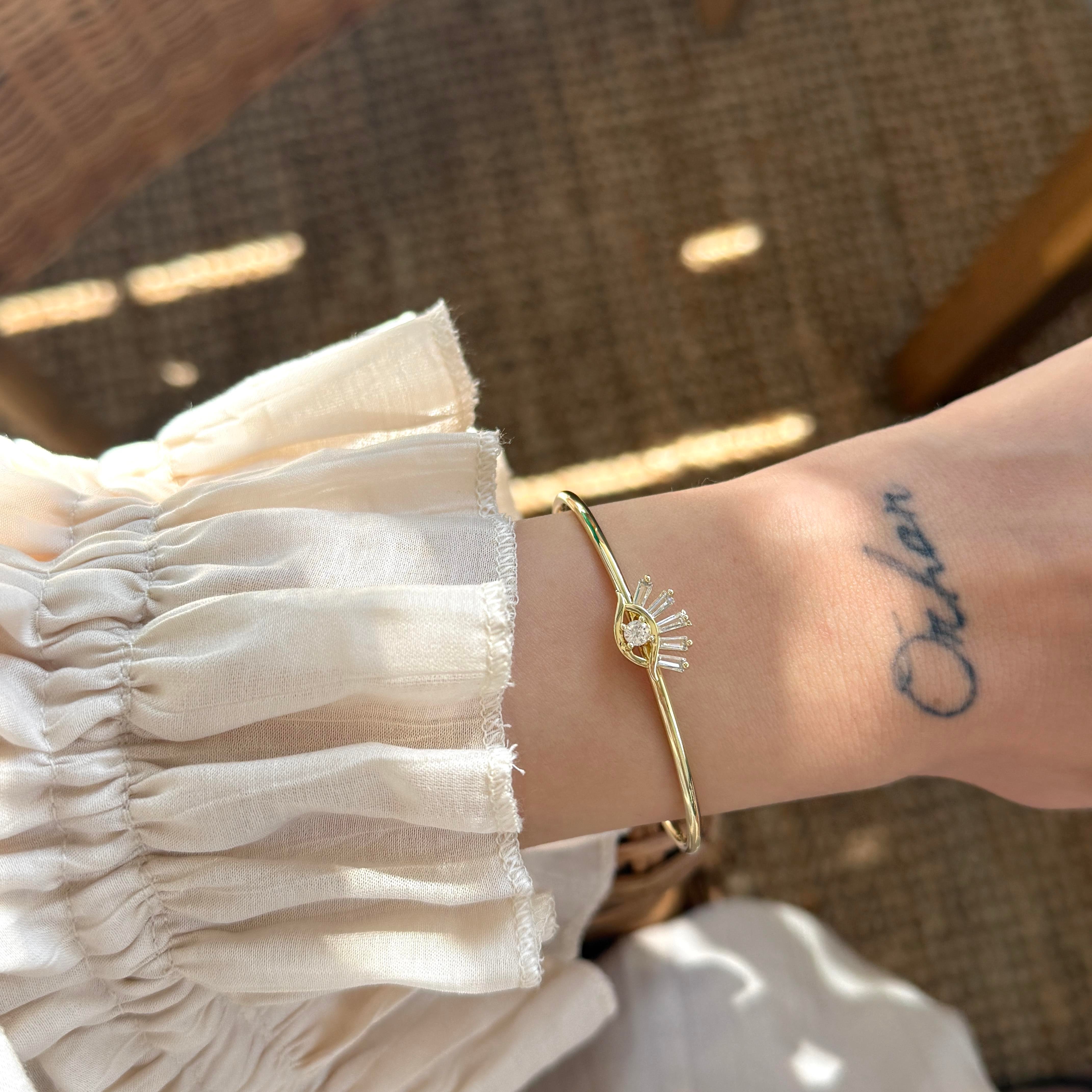 Baget Taşlı Göz Bilezik