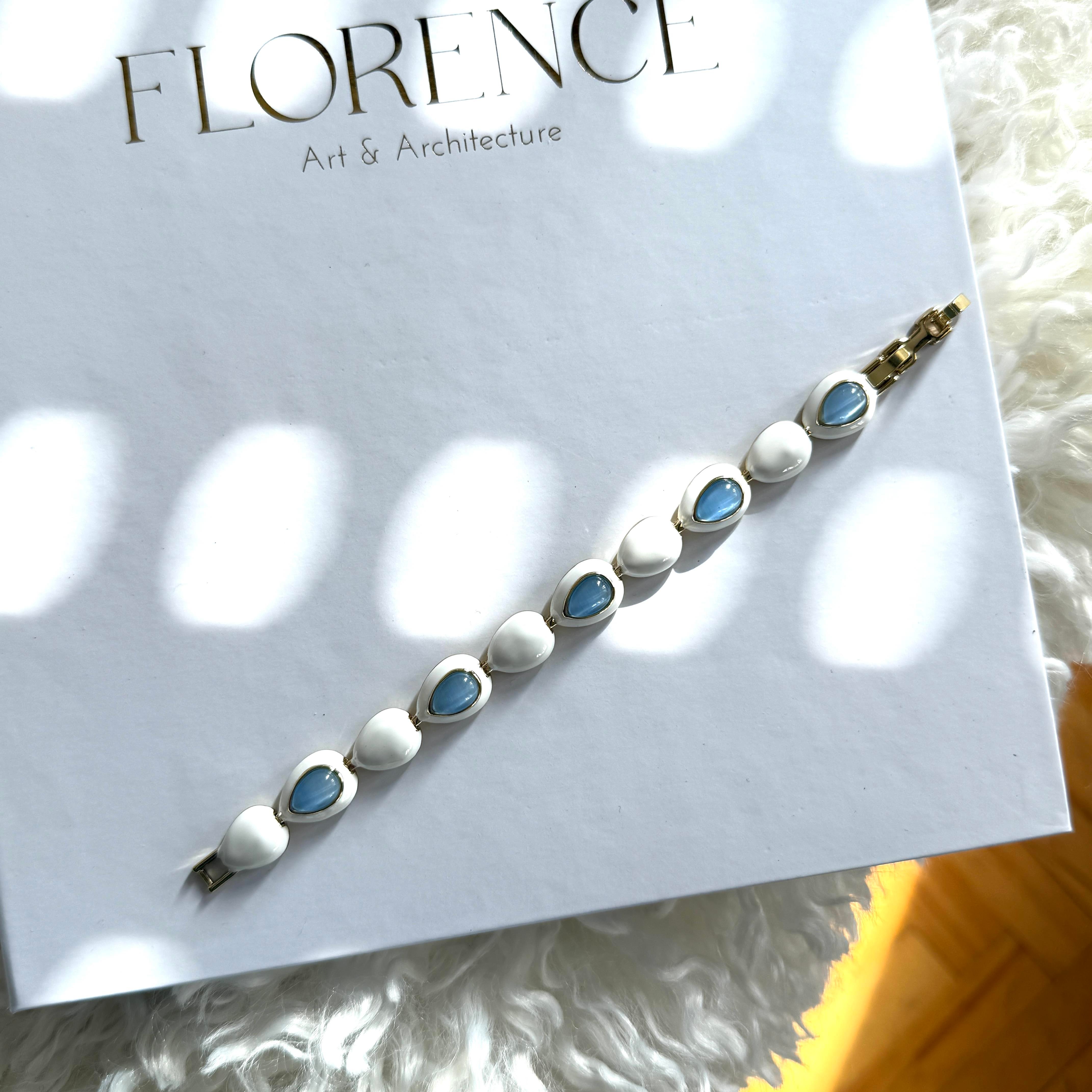 Beyaz Mineli Mavi Taşlı Tasarım Bileklik