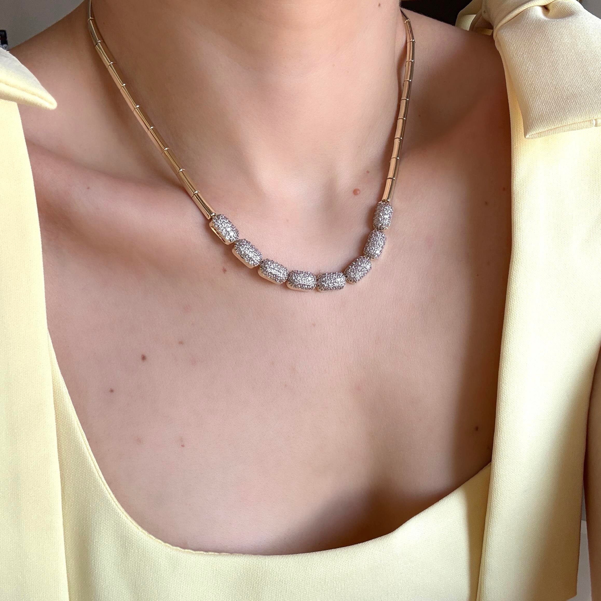 Beyaz Taşlı Tasarım Kolye