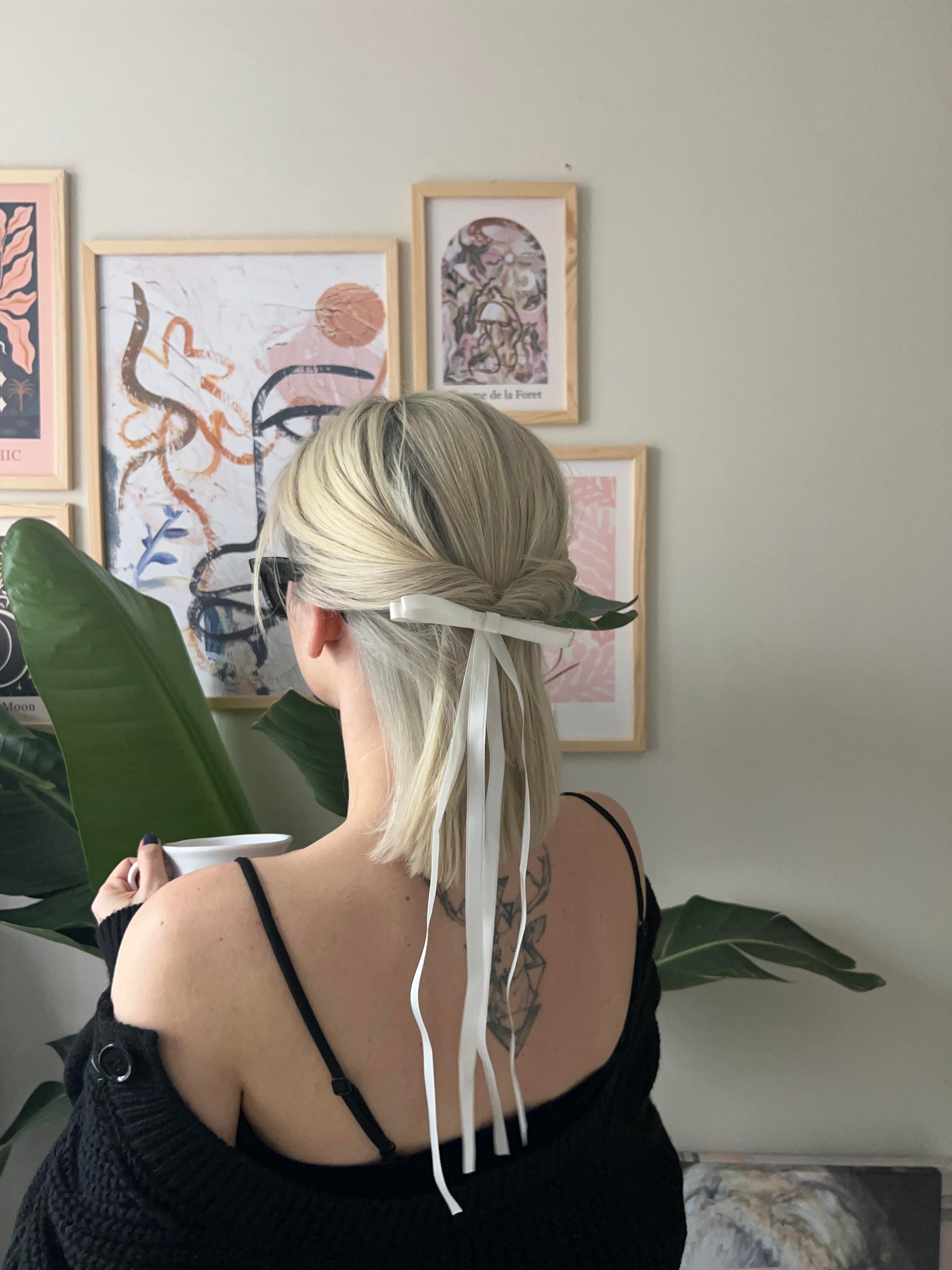 Beyaz Uzun Fiyonk Toka