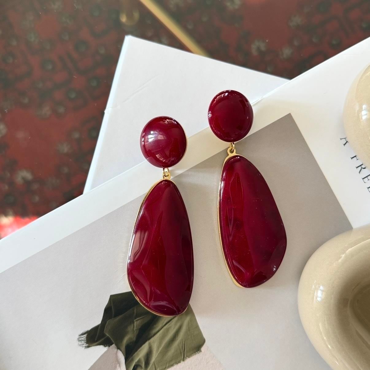 Bordo Amara Küpe