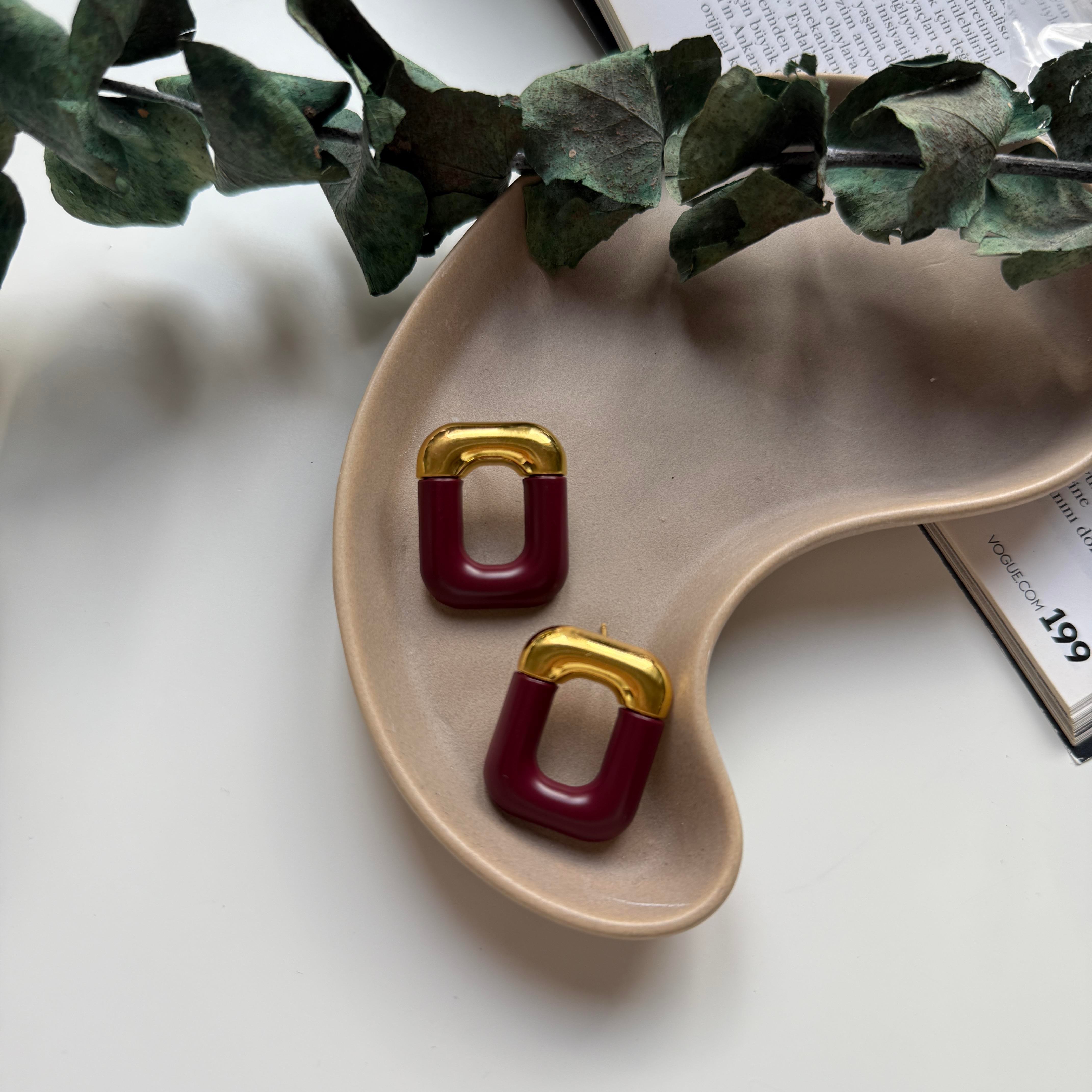 Bordo Gold Detay Küpe