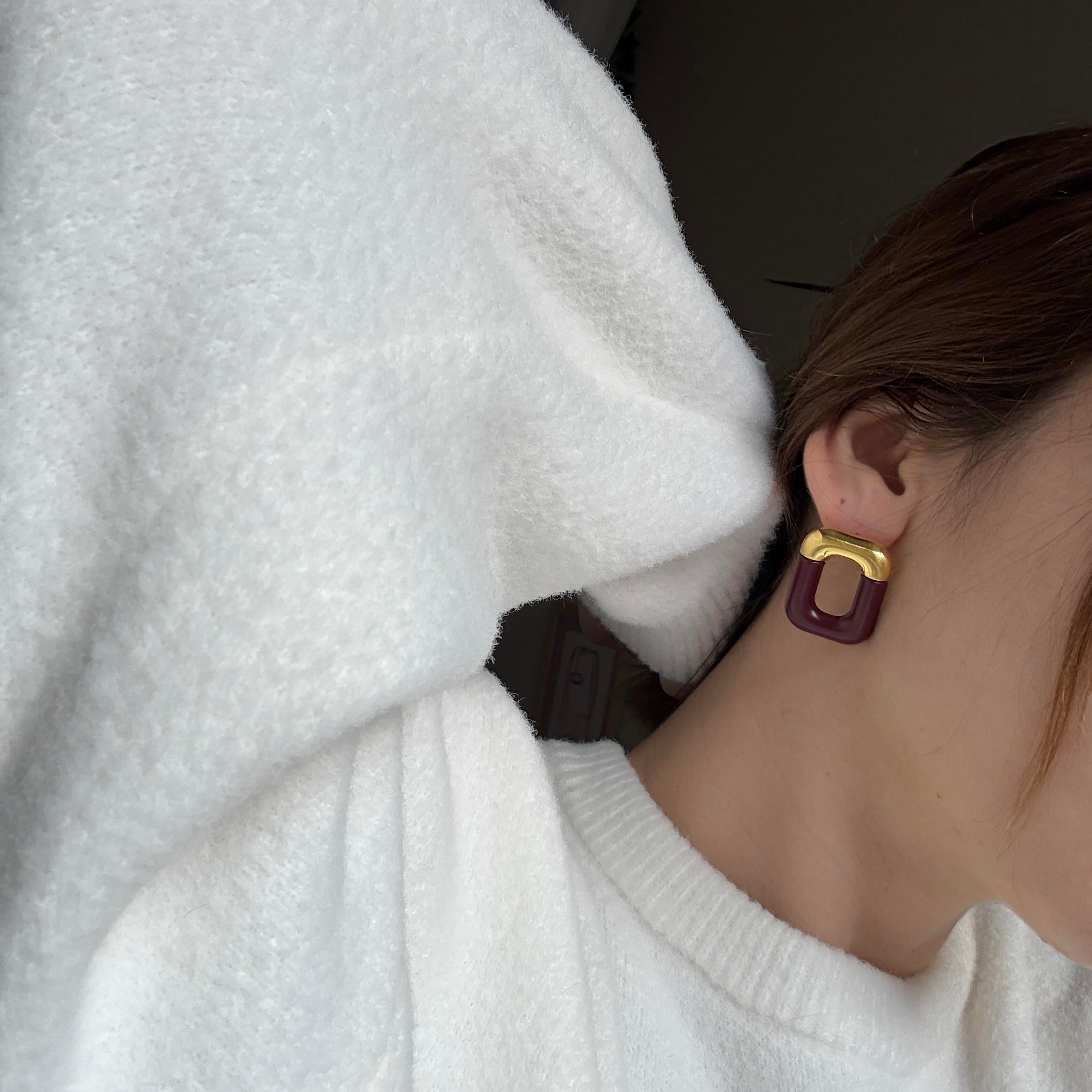 Bordo Gold Detay Küpe