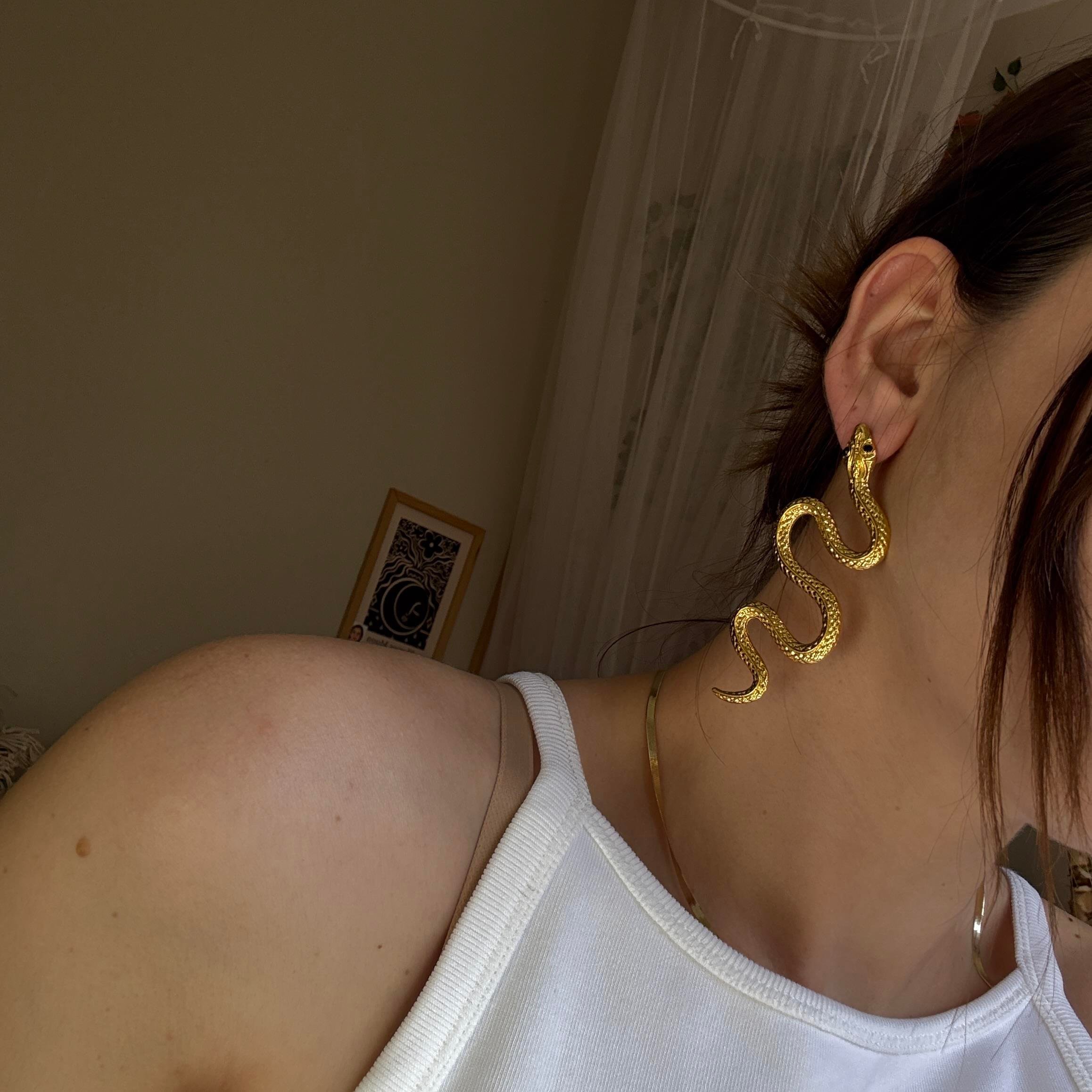 Büyük Yılan Küpe