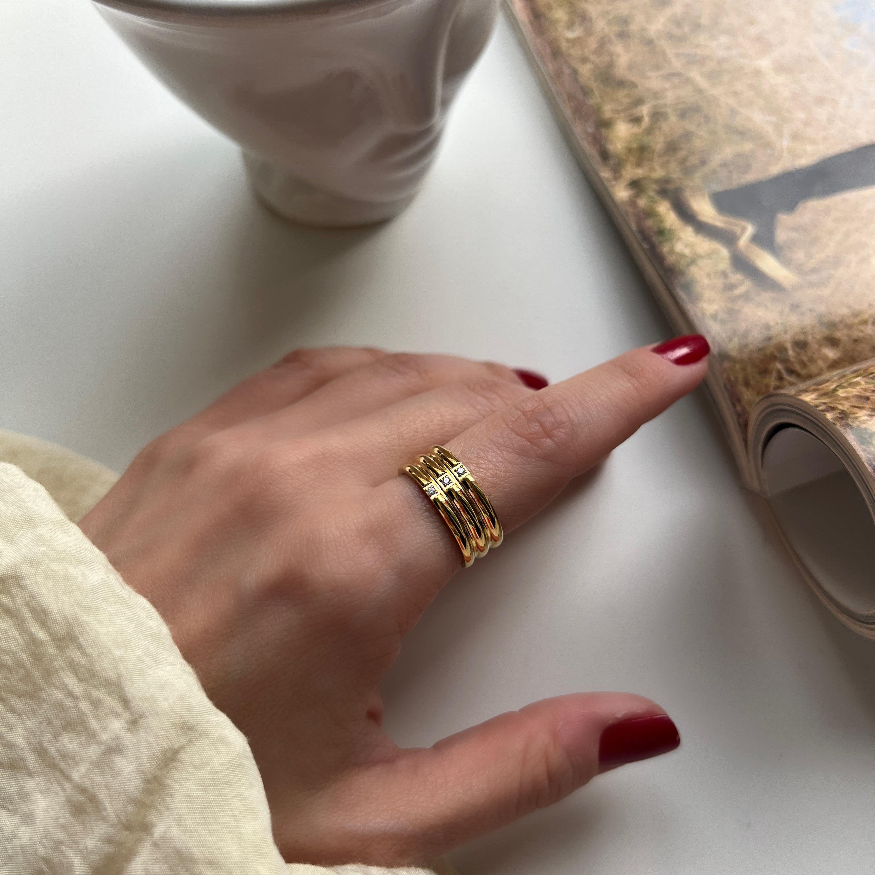 Çelik 3 Taşlı Bombe Yüzük