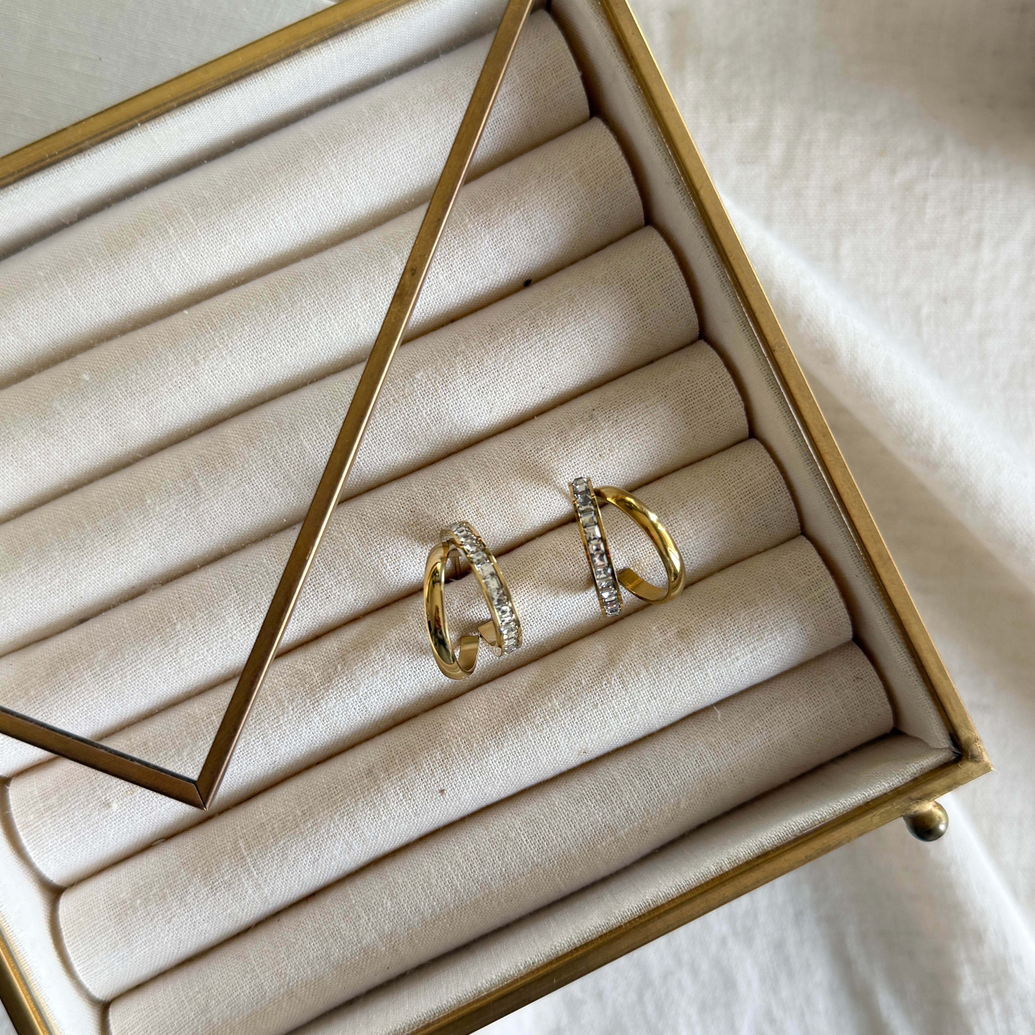 Çelik Baget Taşlı İkili Görünüm Halka Küpe