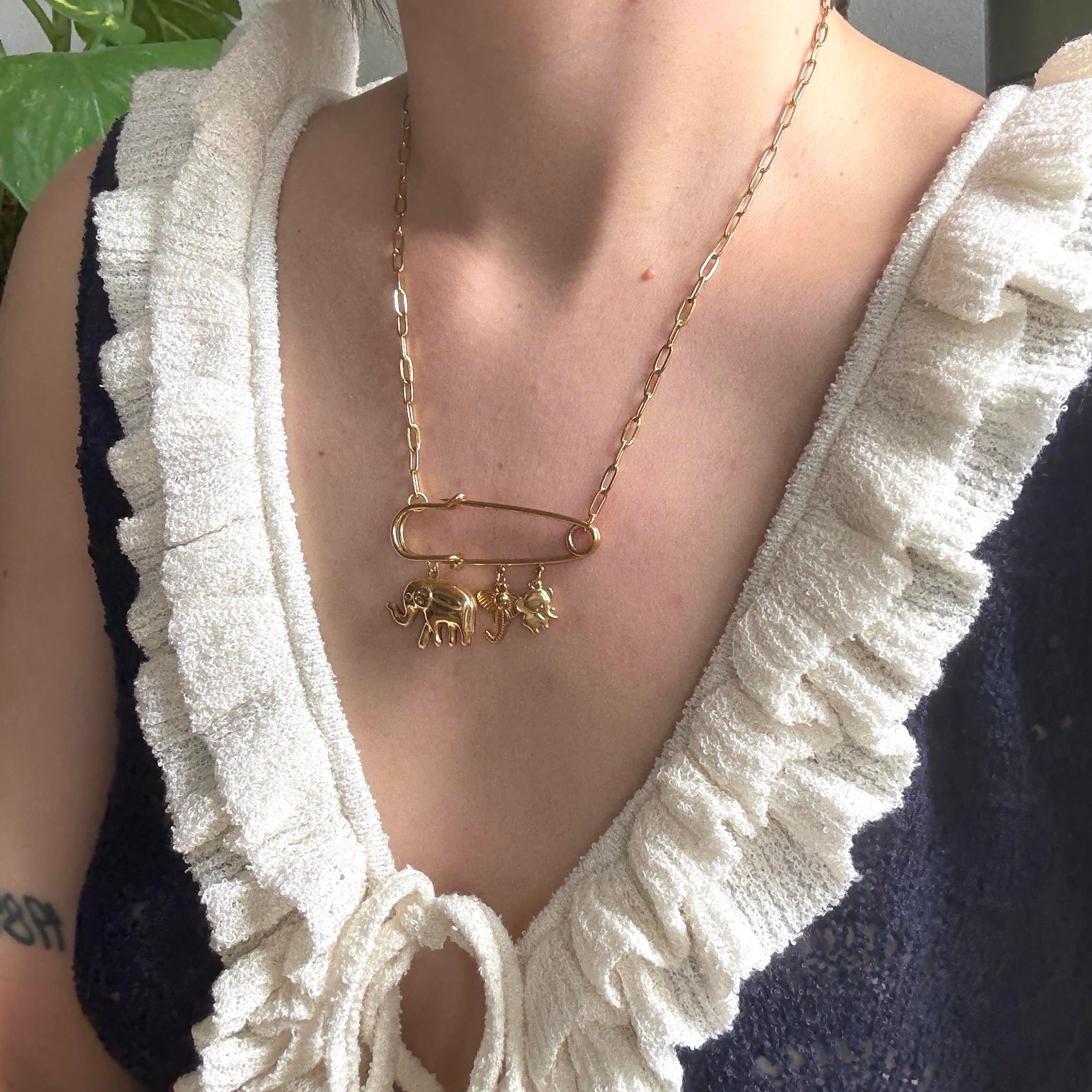 Çelik Çengel Fil Charmlı Kolye