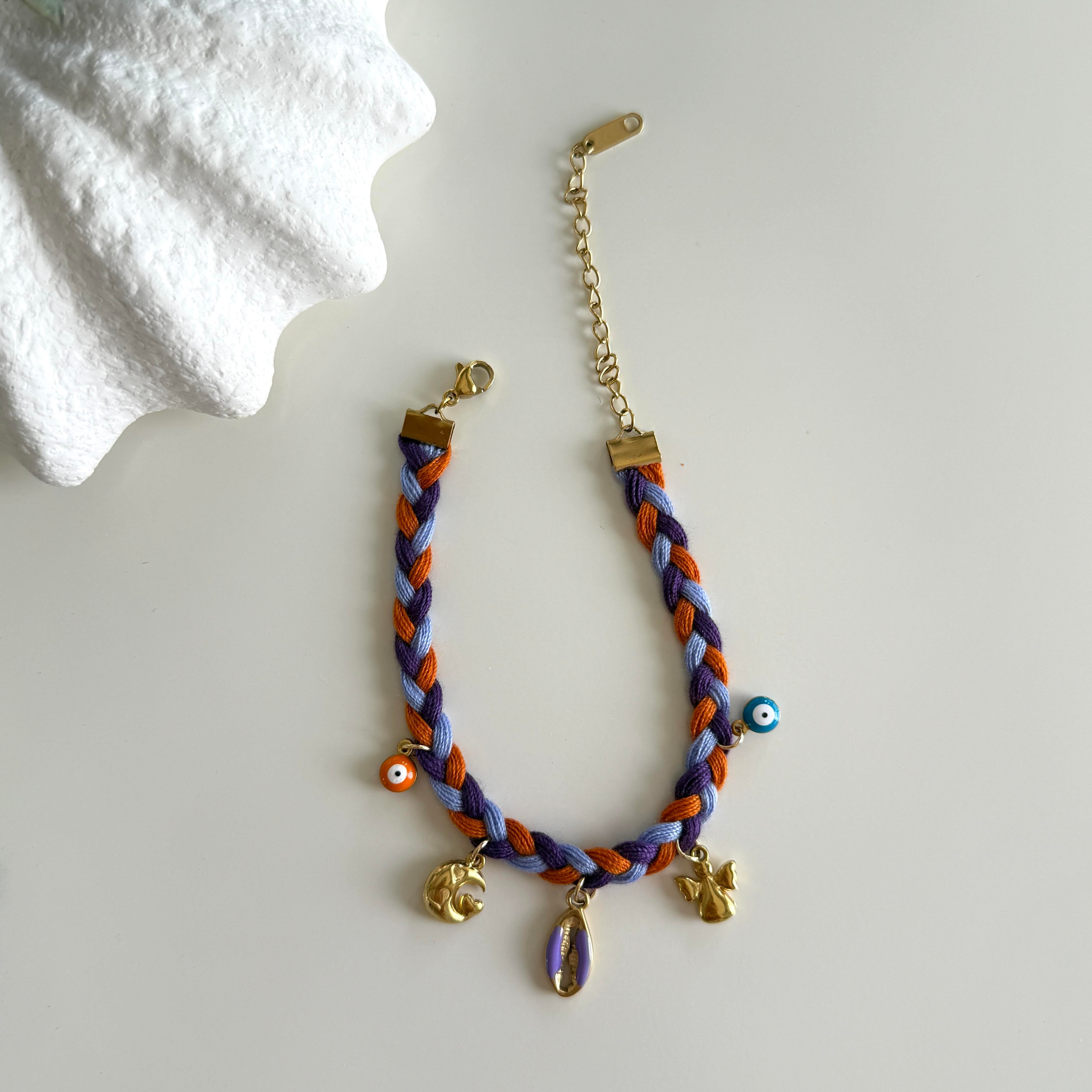 Çelik Charmlı Renkli Örgü Bileklik