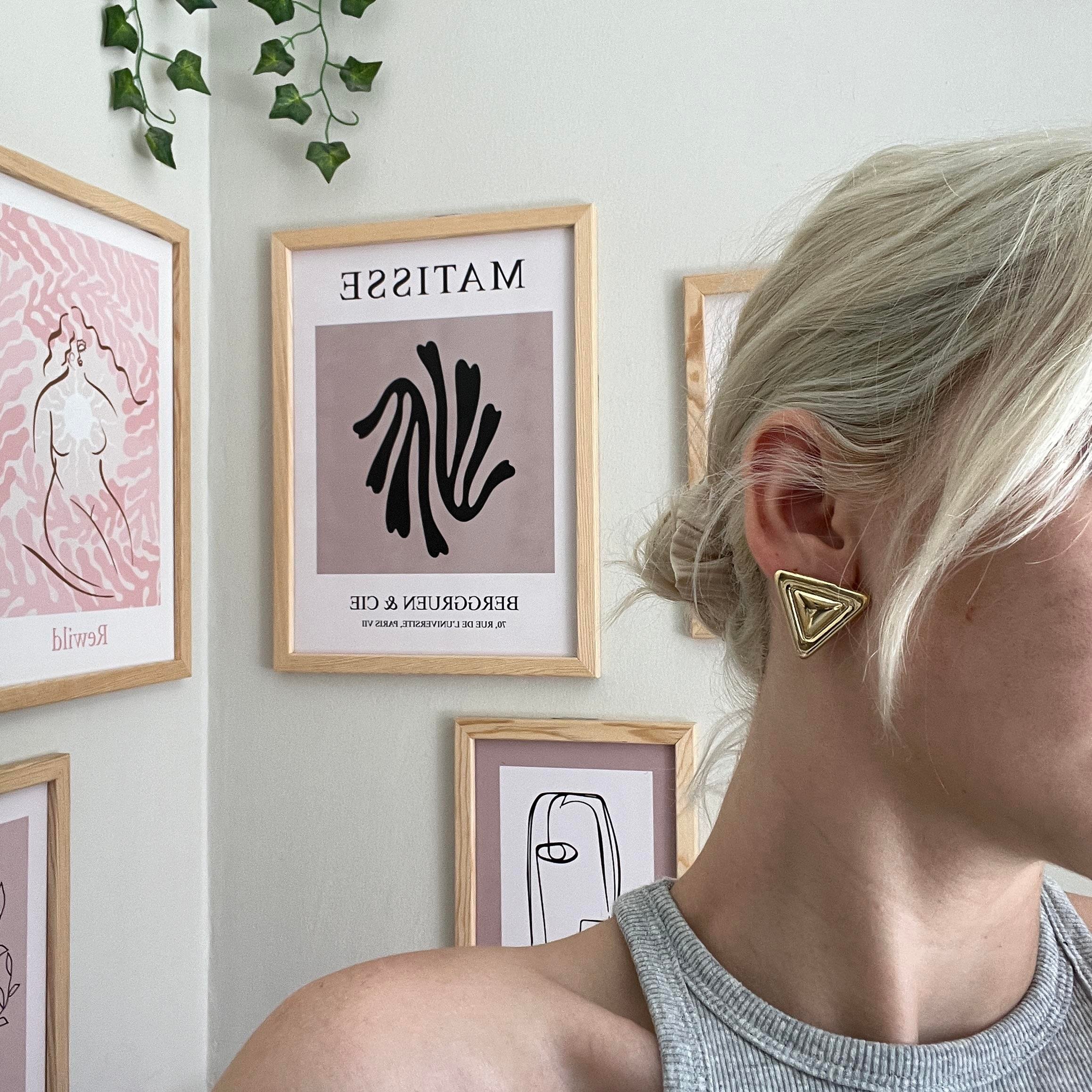 Çelik Gold Üçgen Küpe