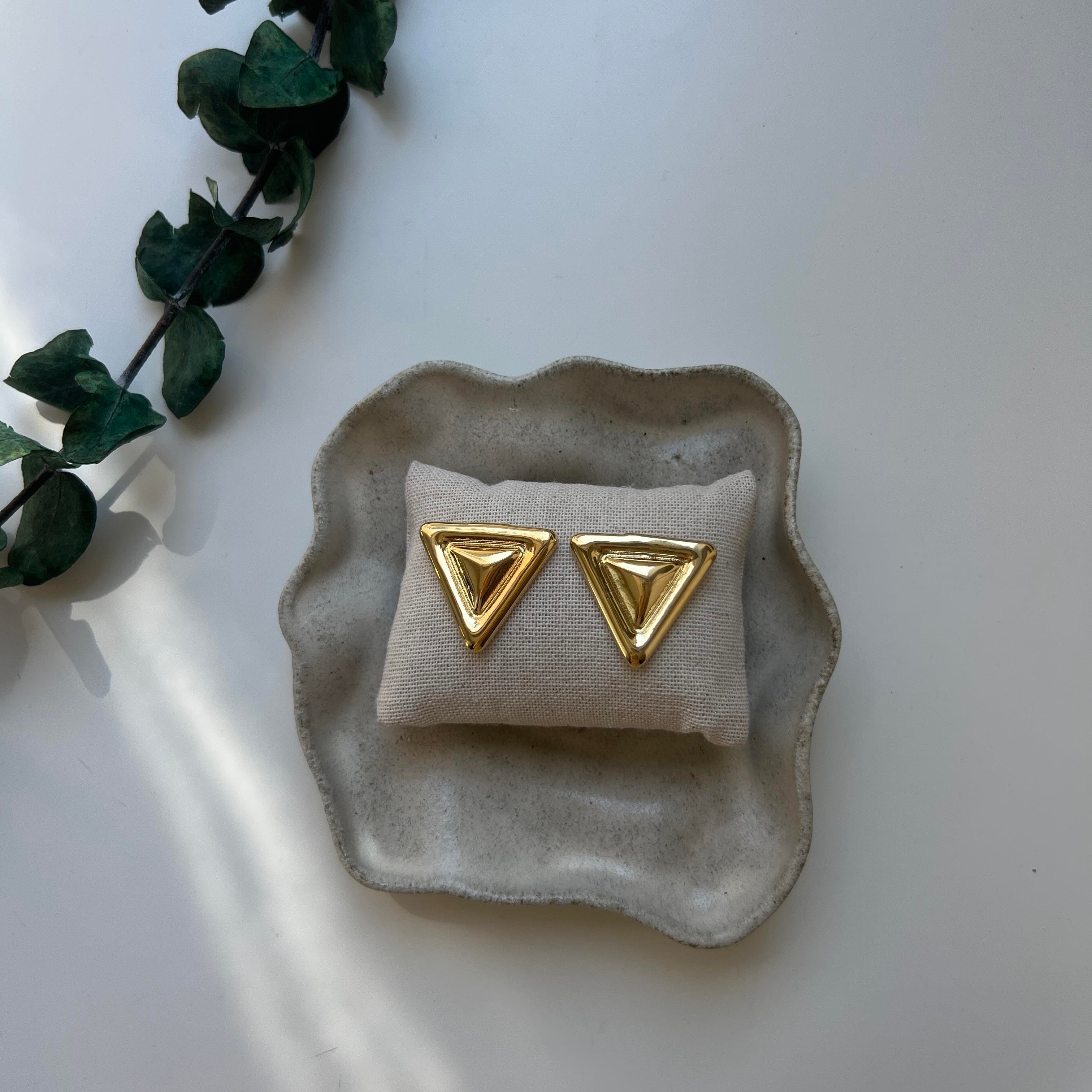 Çelik Gold Üçgen Küpe