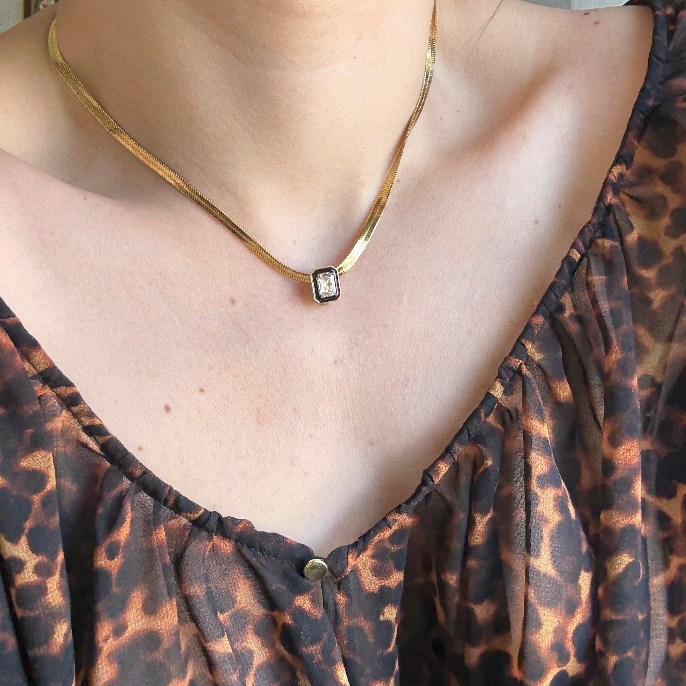 Çelik İtalyan Zinciri Baget Taş Uçlu Detay Kolye