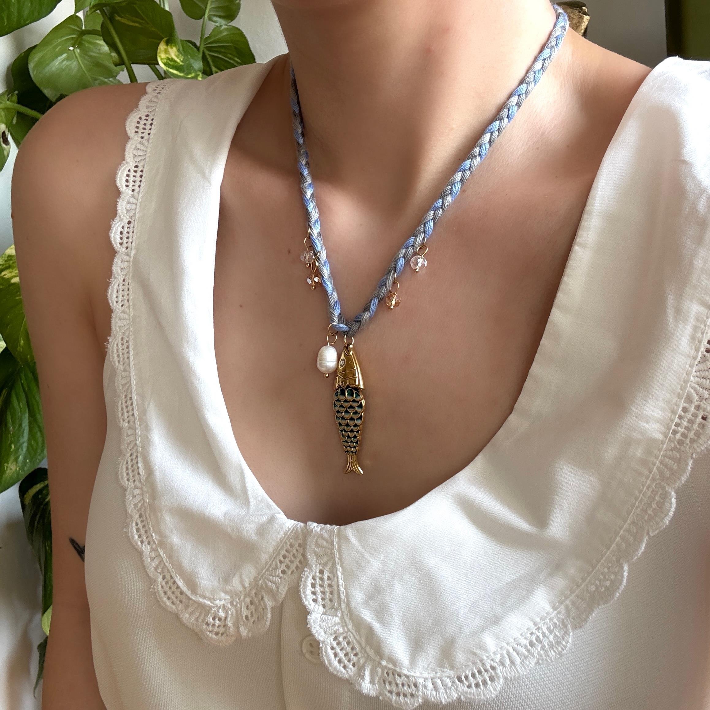 Çelik Mavi Örgü Balık Kolye