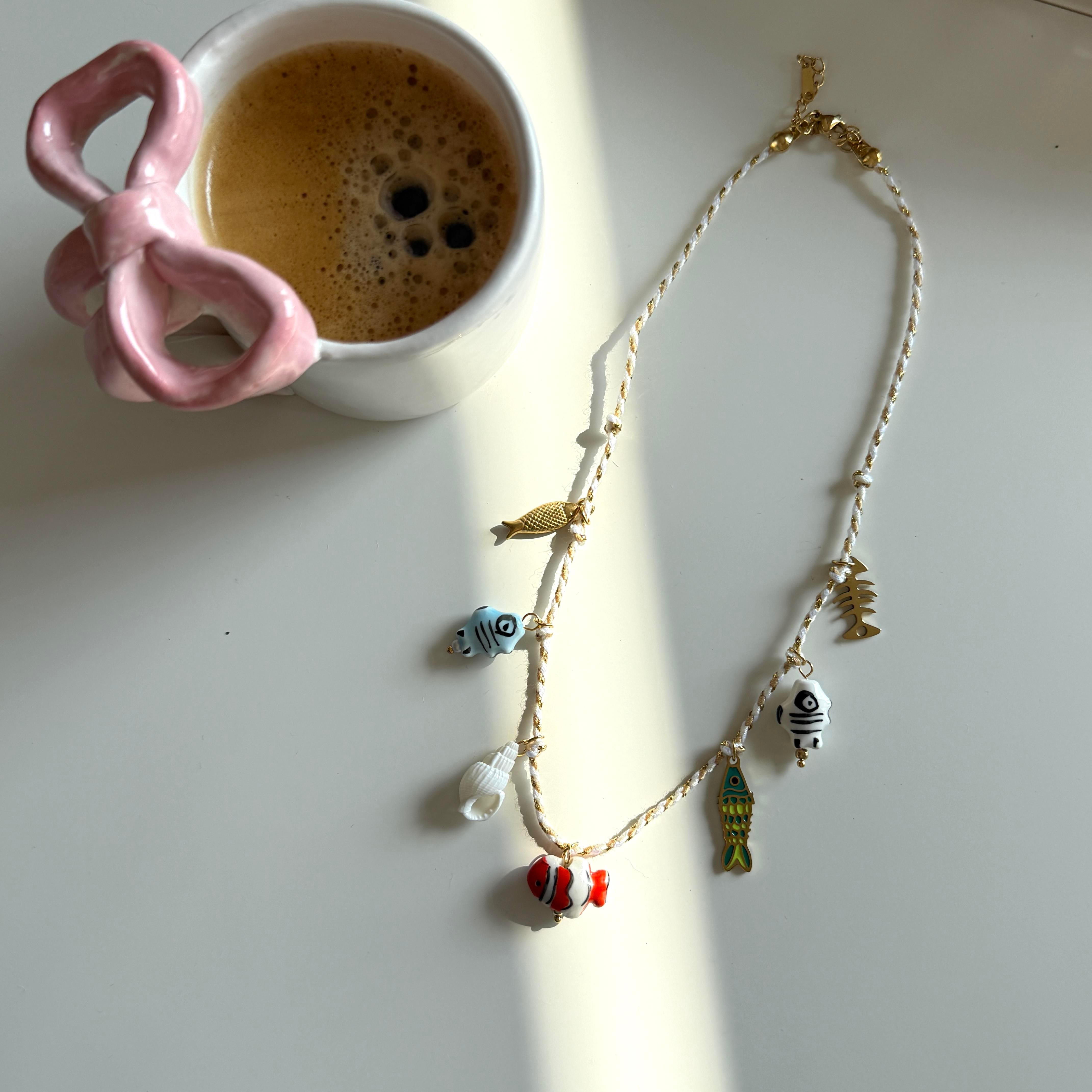 Çelik Seramik Balık Charmlı Kolye