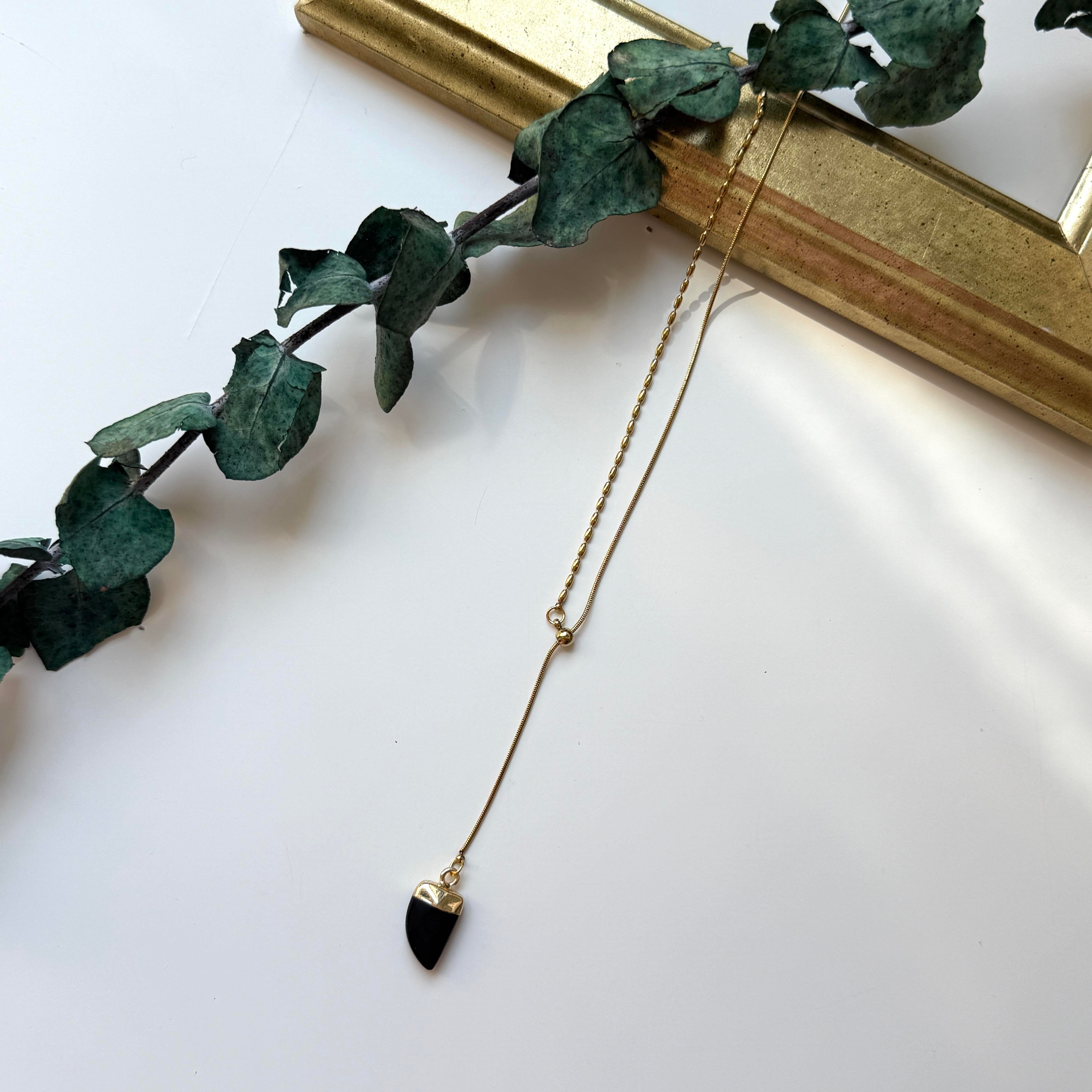 Çelik Siyah Taşlı Y Kolye