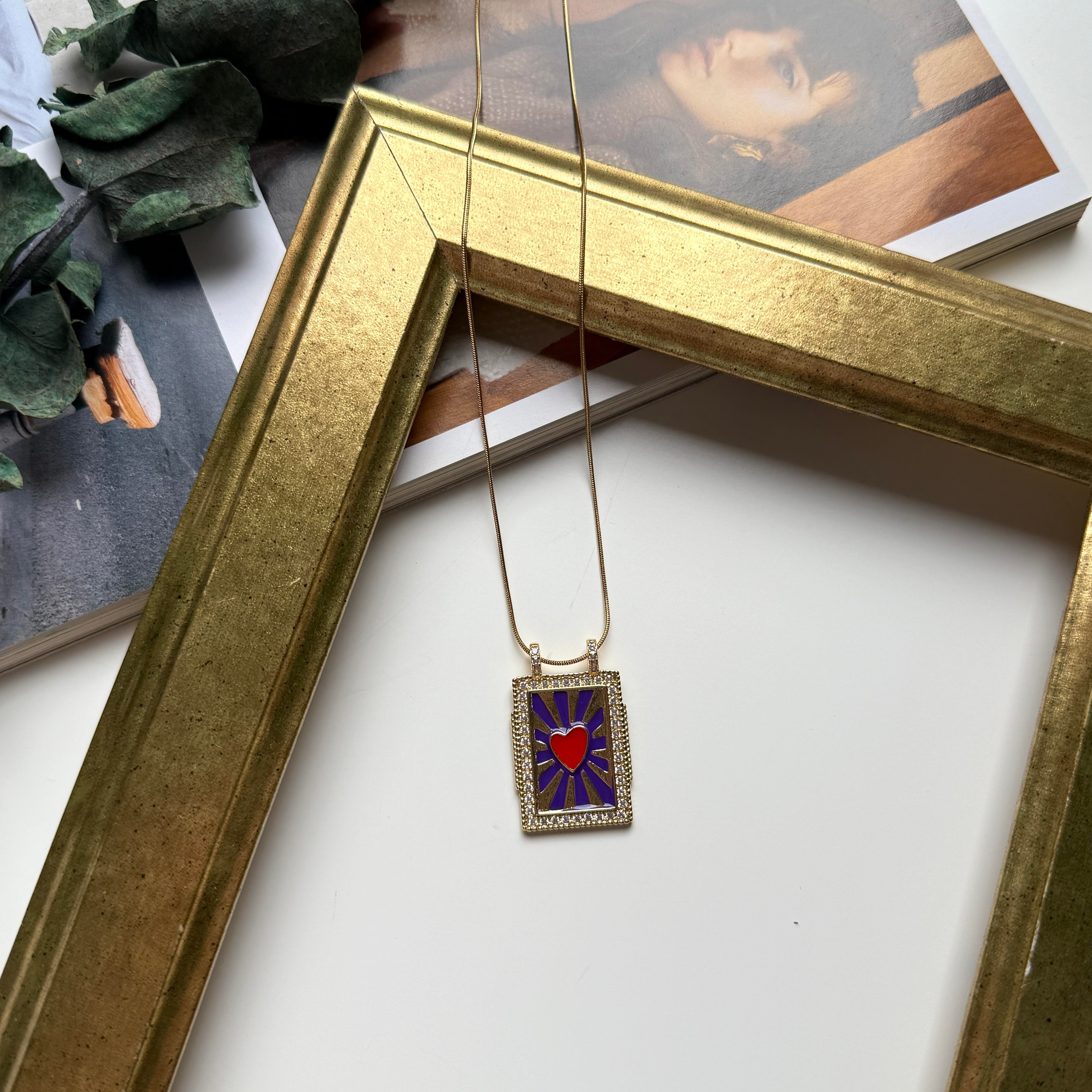 Çelik Tasarım Taşlı Kalp Kolye