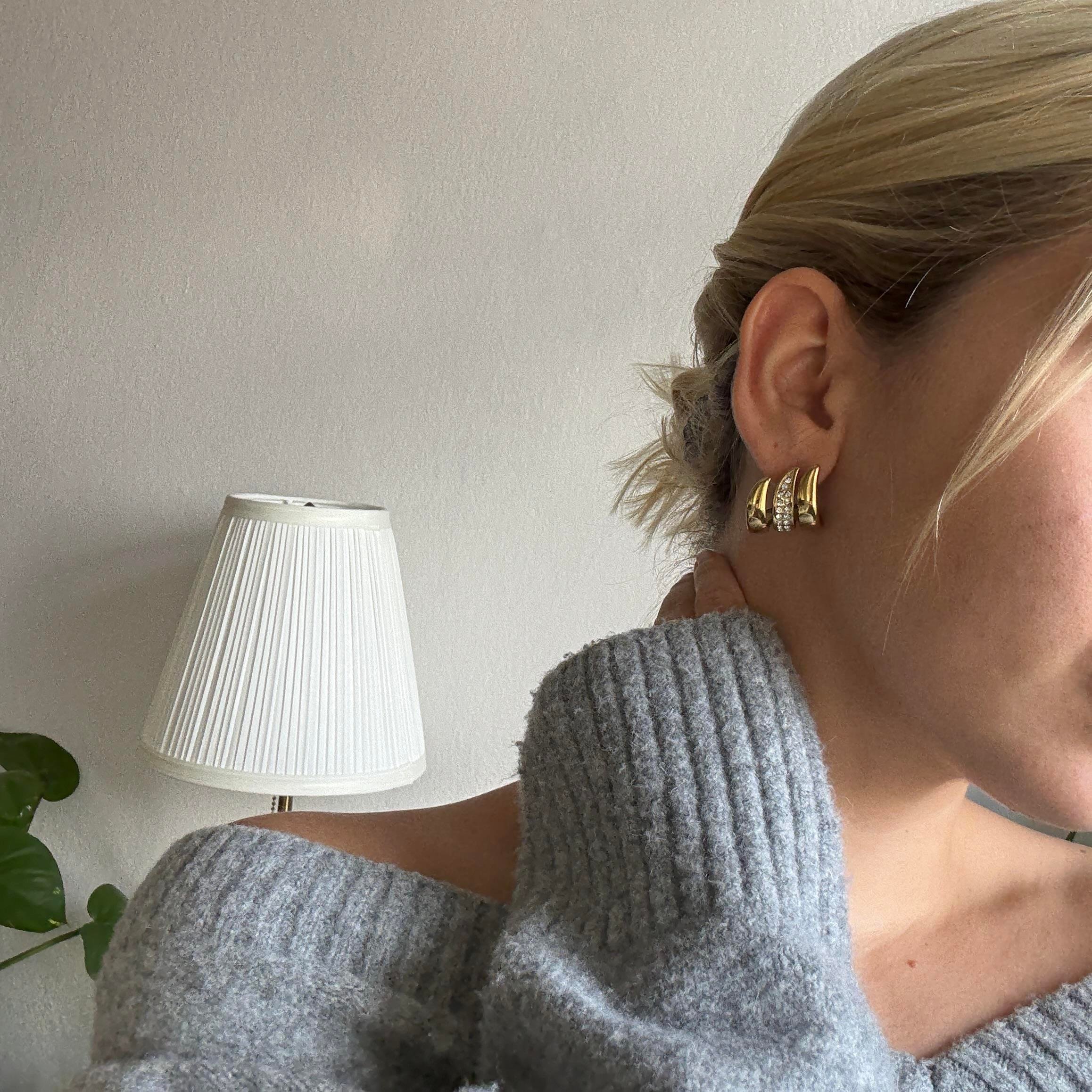 Çelik Taşlı Çoklu Görünüm Küpe