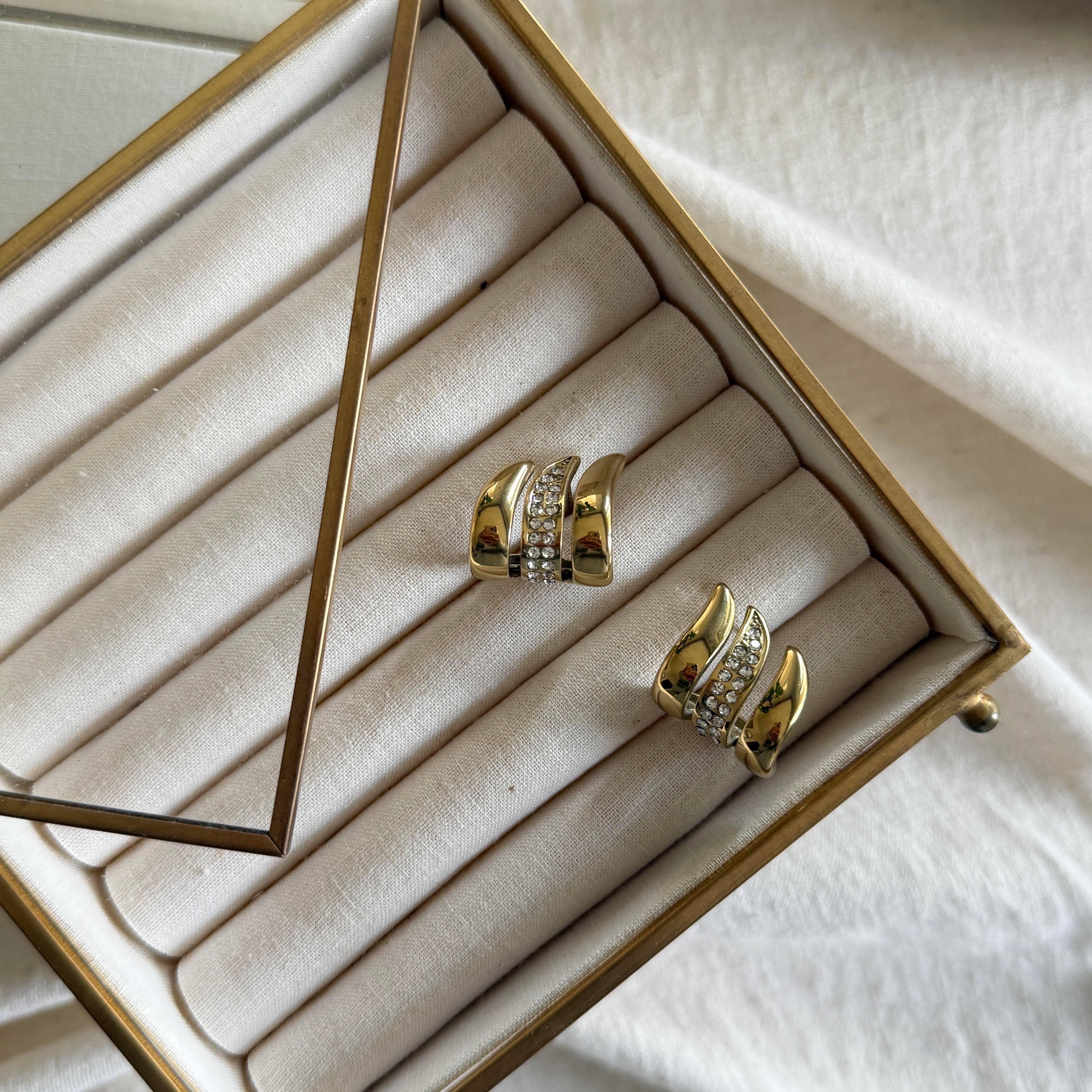 Çelik Taşlı Çoklu Görünüm Küpe