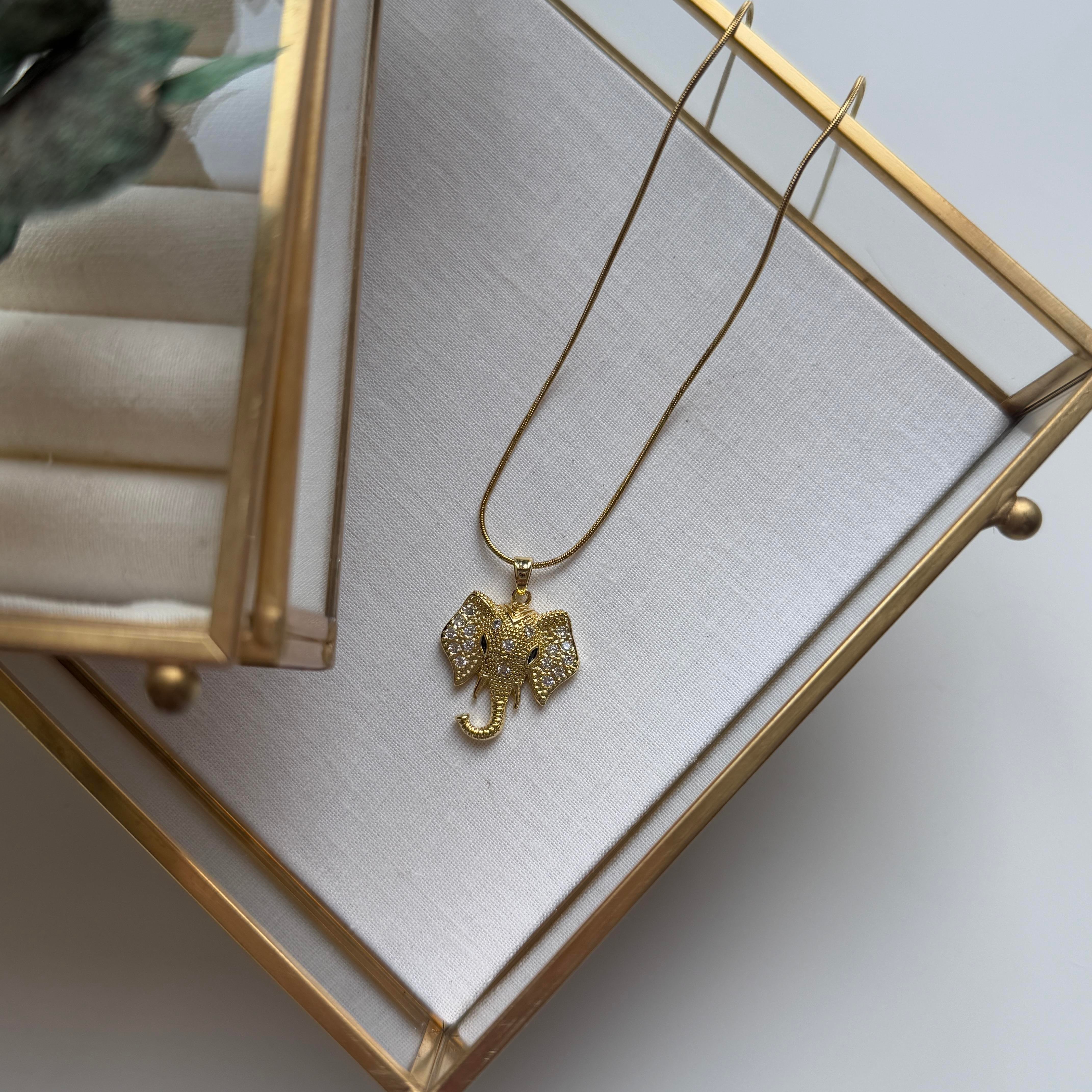 Çelik Taşlı Fil Kolye