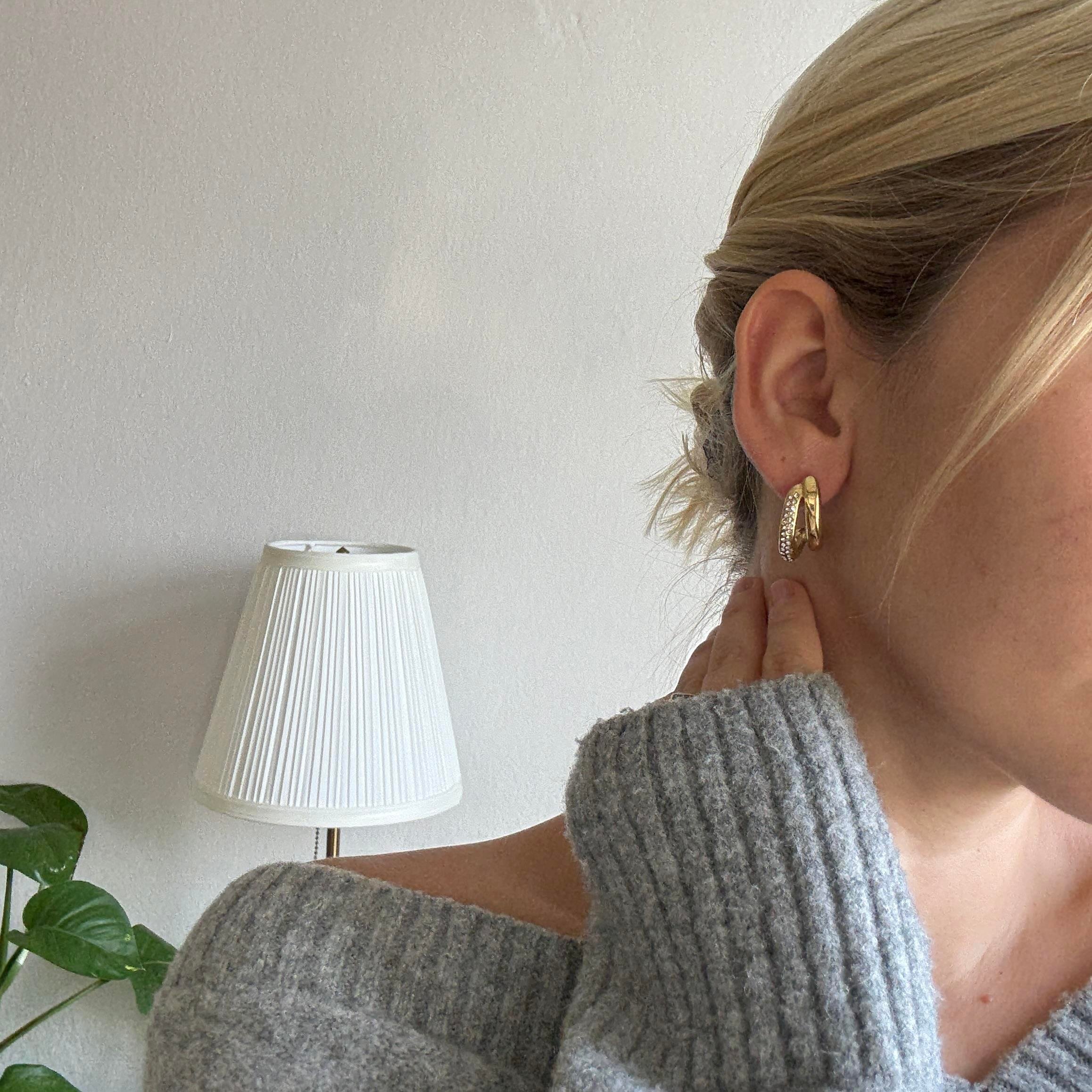 Çelik Taşlı İkili Görünüm Halka Küpe