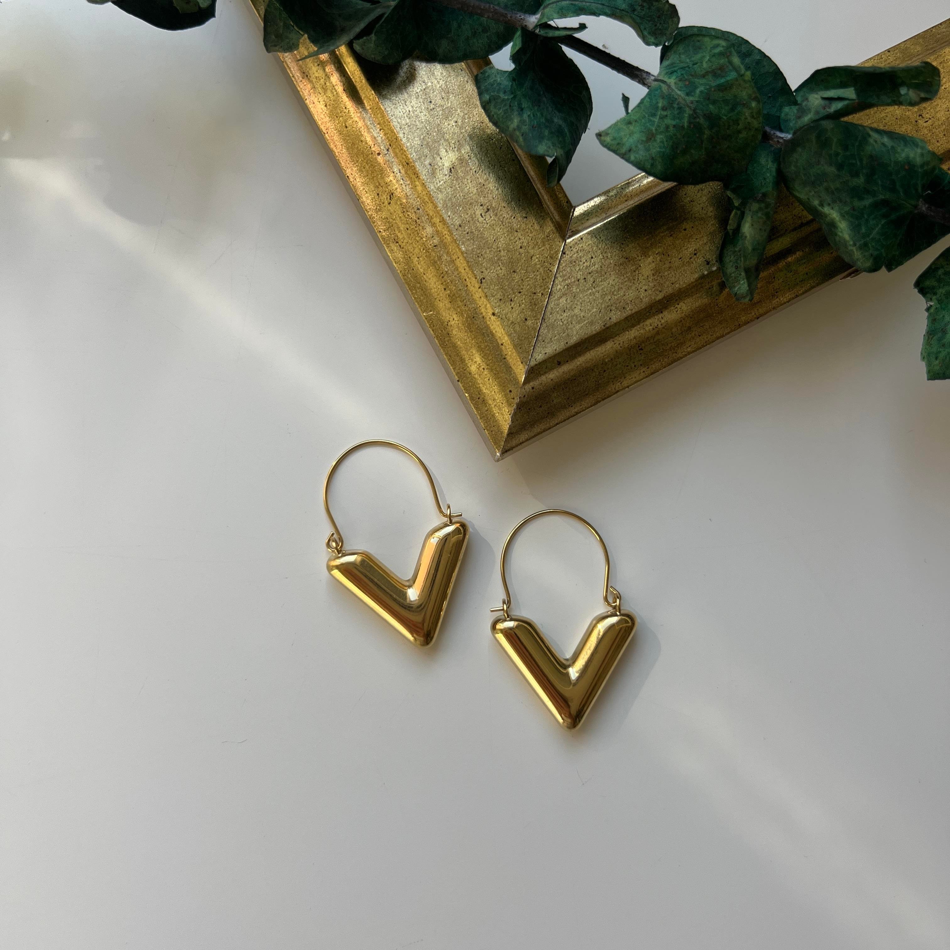 Çelik V Halka Küpe