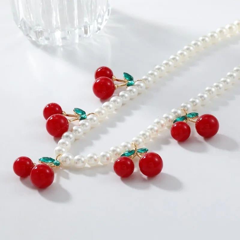 Cherry Kolye