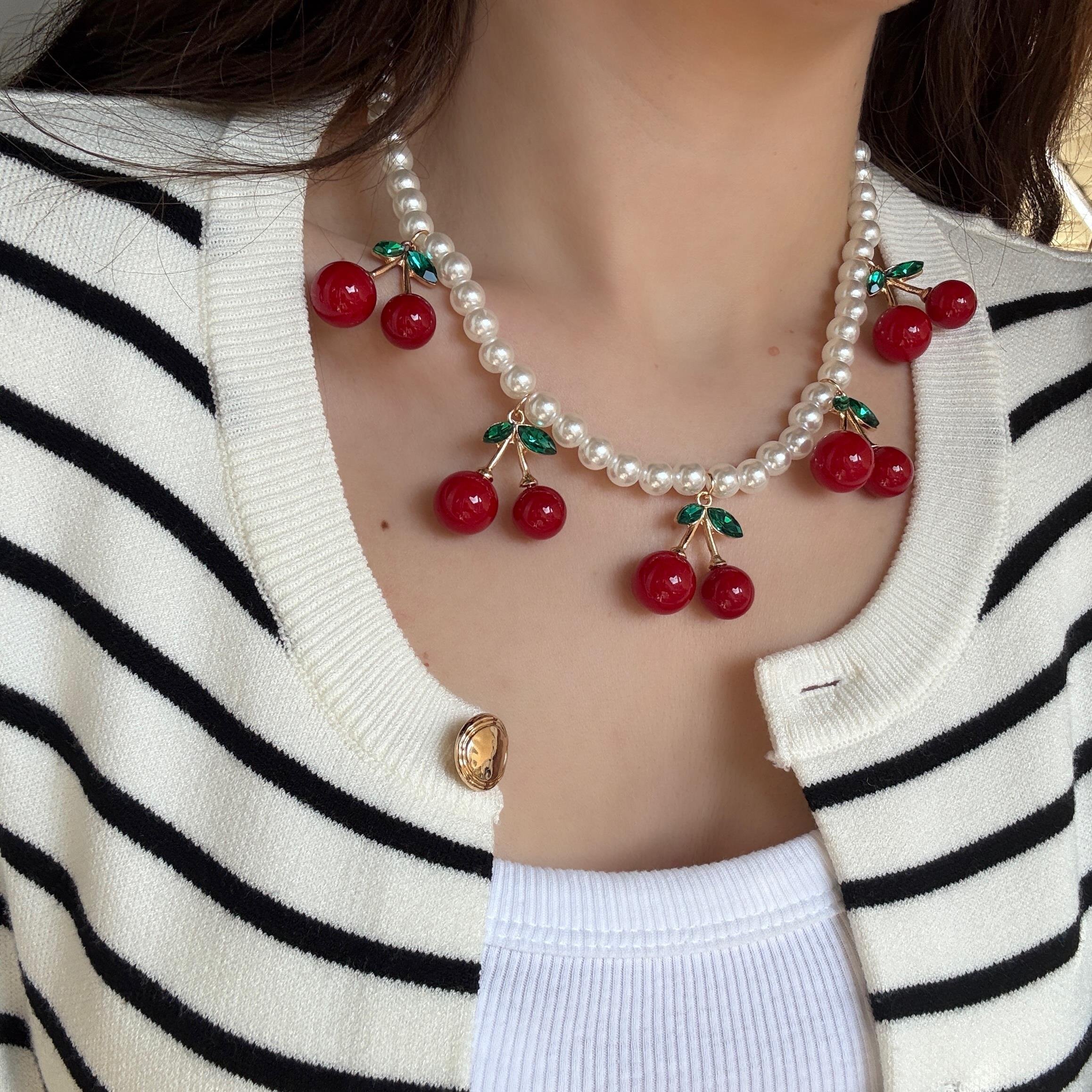 Cherry Kolye