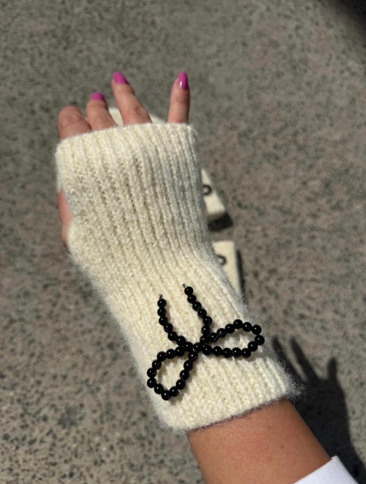 Fiyonklu Bere&Eldiven Takım