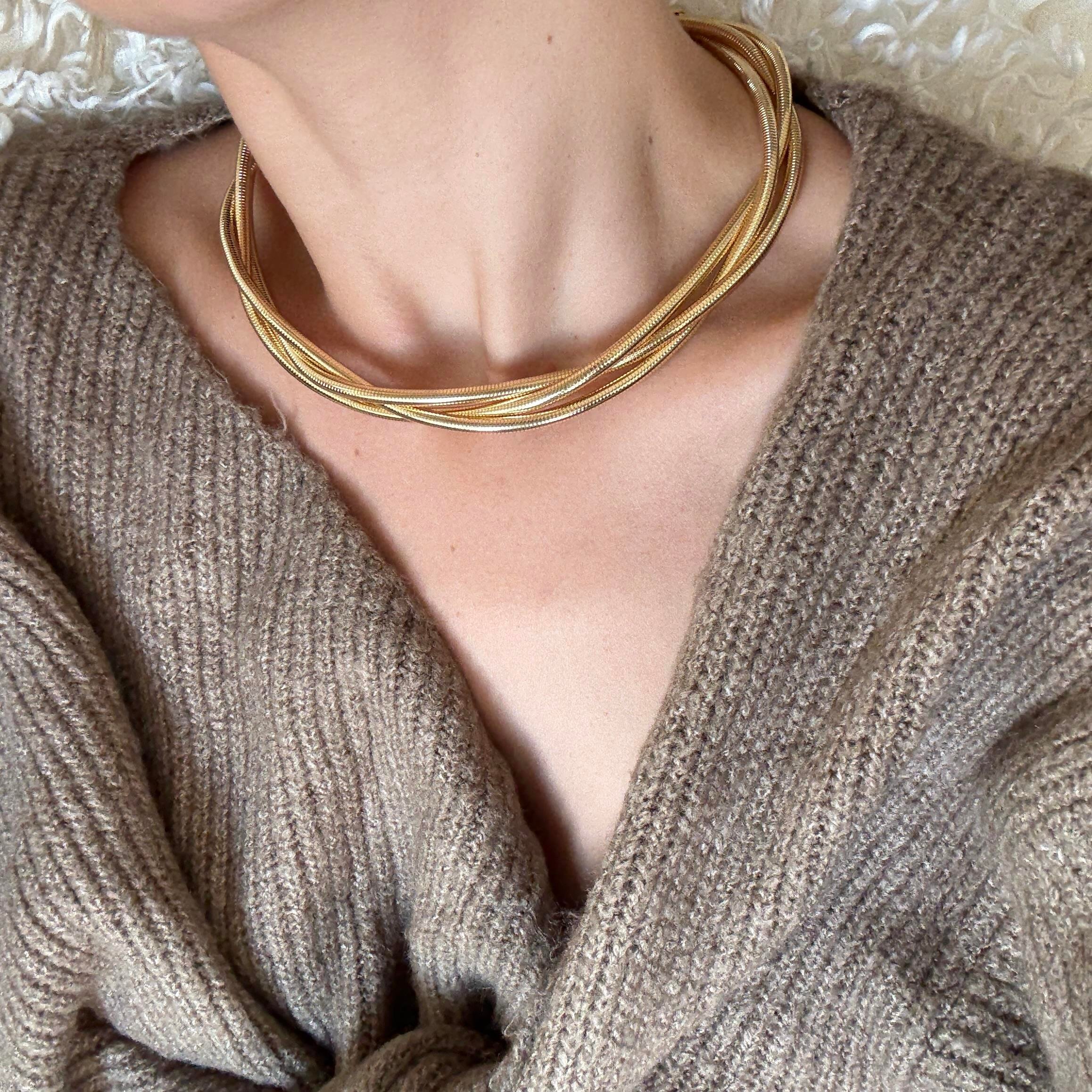 Gold 3lü Burgu Kolye