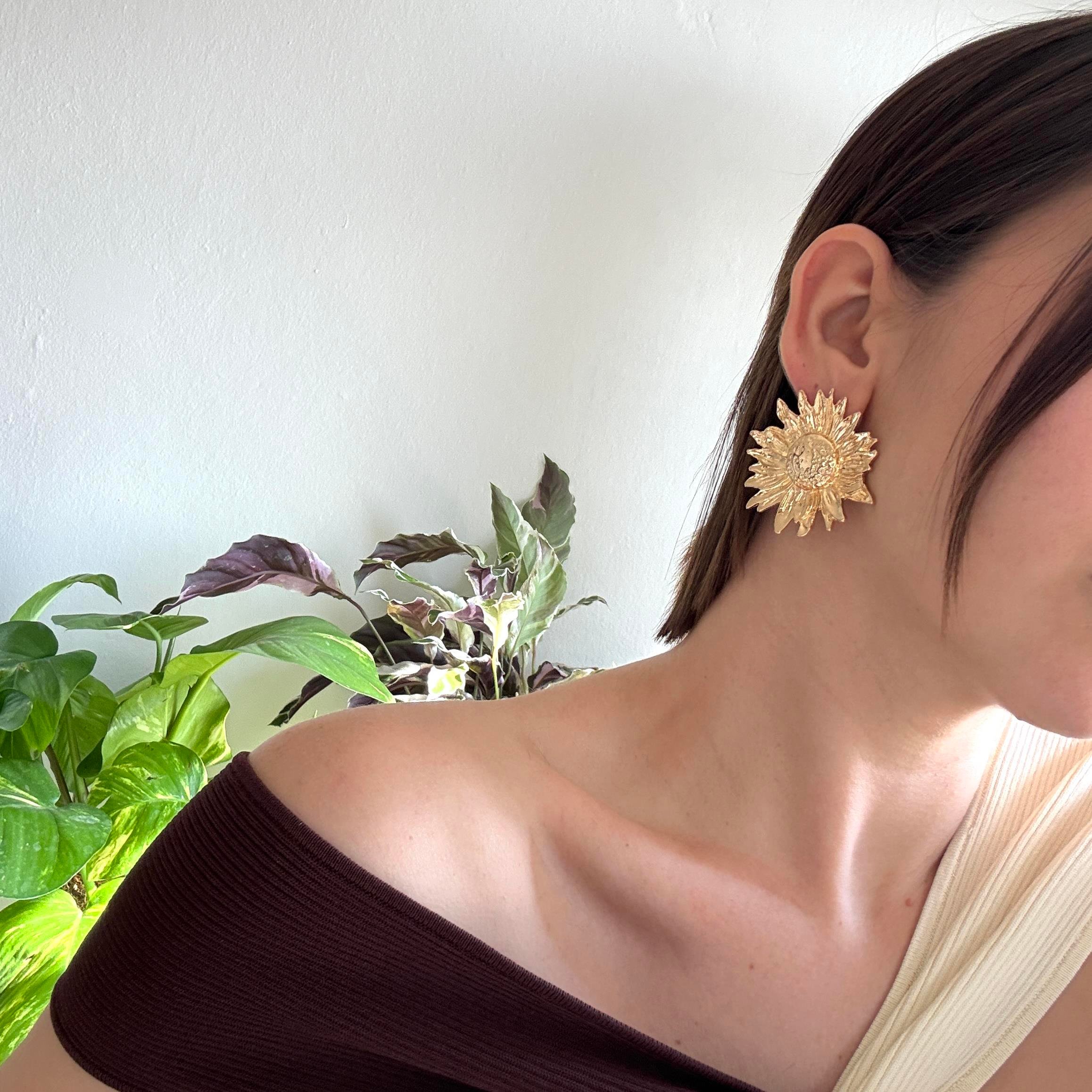 Gold Ayçiçeği Küpe