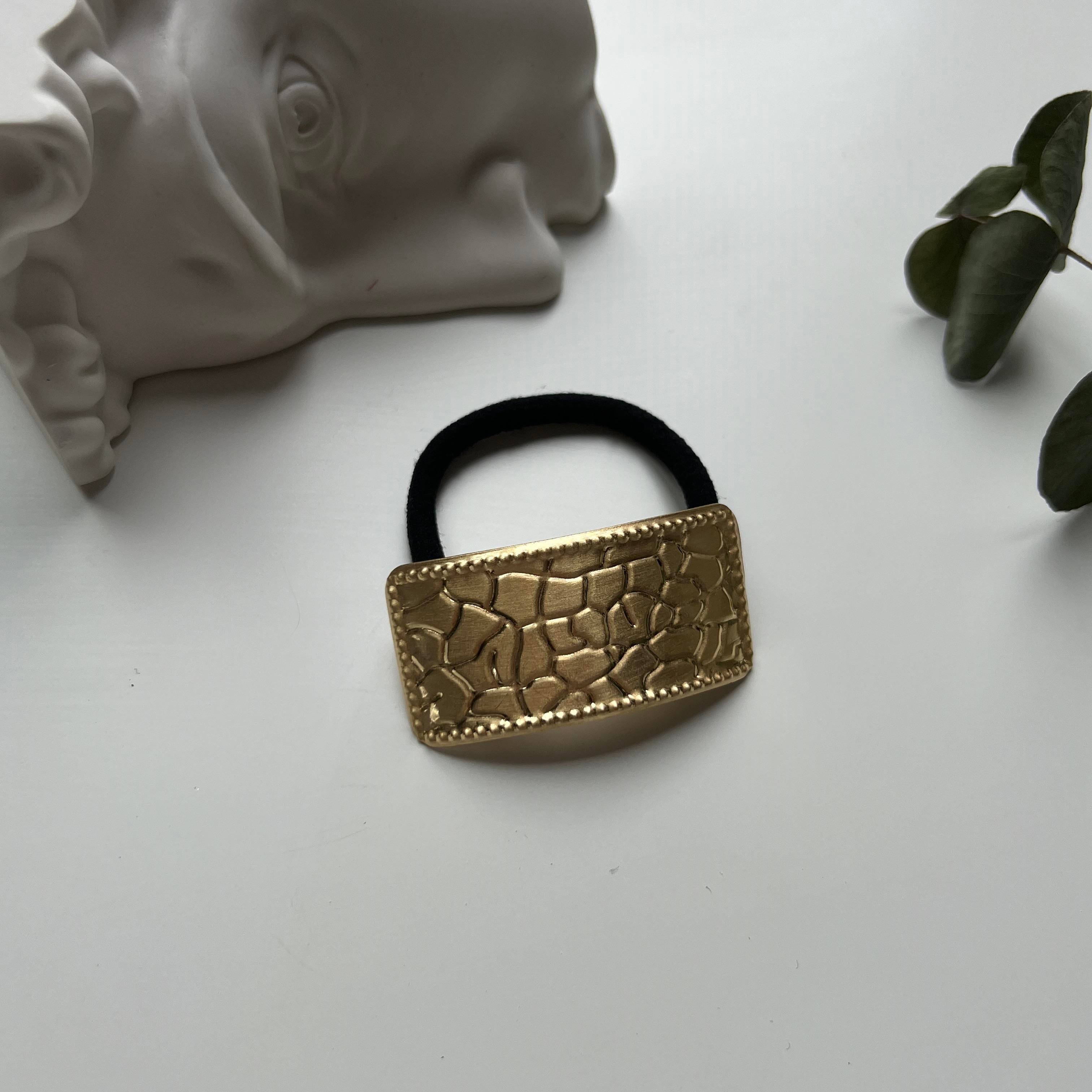Gold Desenli Dikdörtgen Lastik Toka