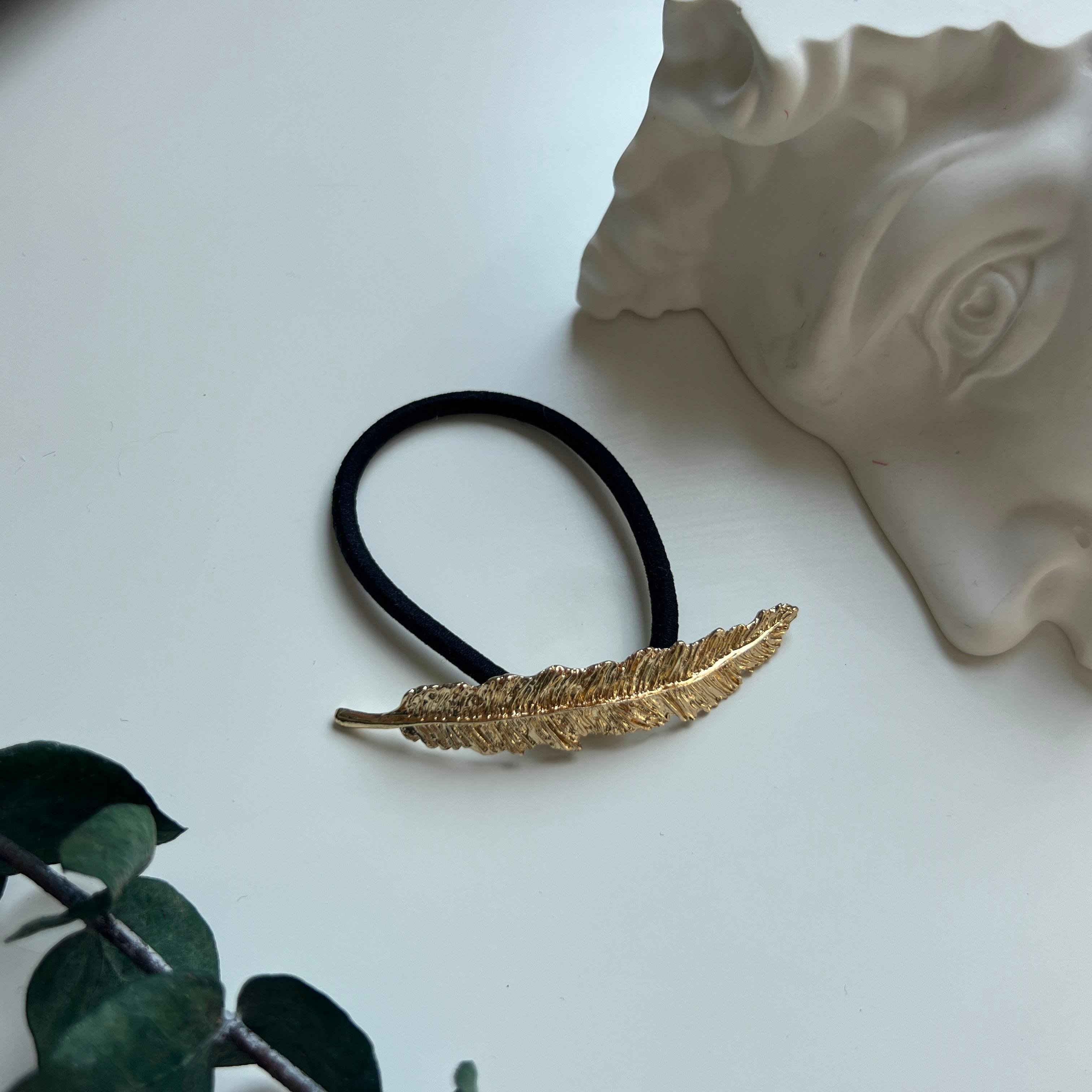 Gold İnce Yaprak Lastik Toka