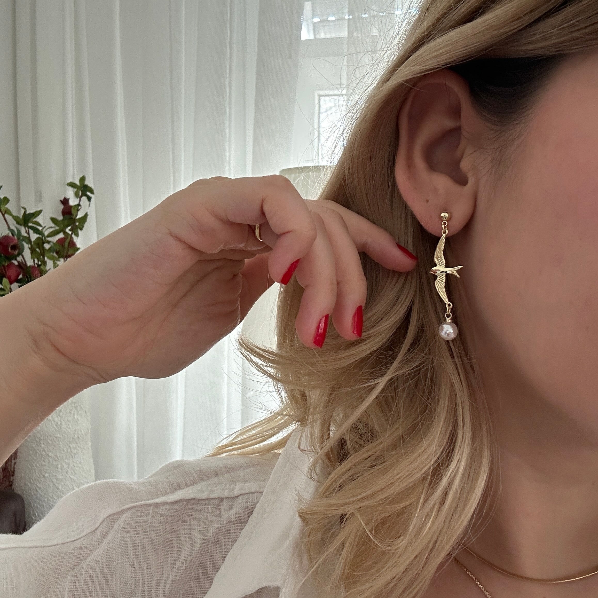 Gold İncili Kırlangıç Küpe