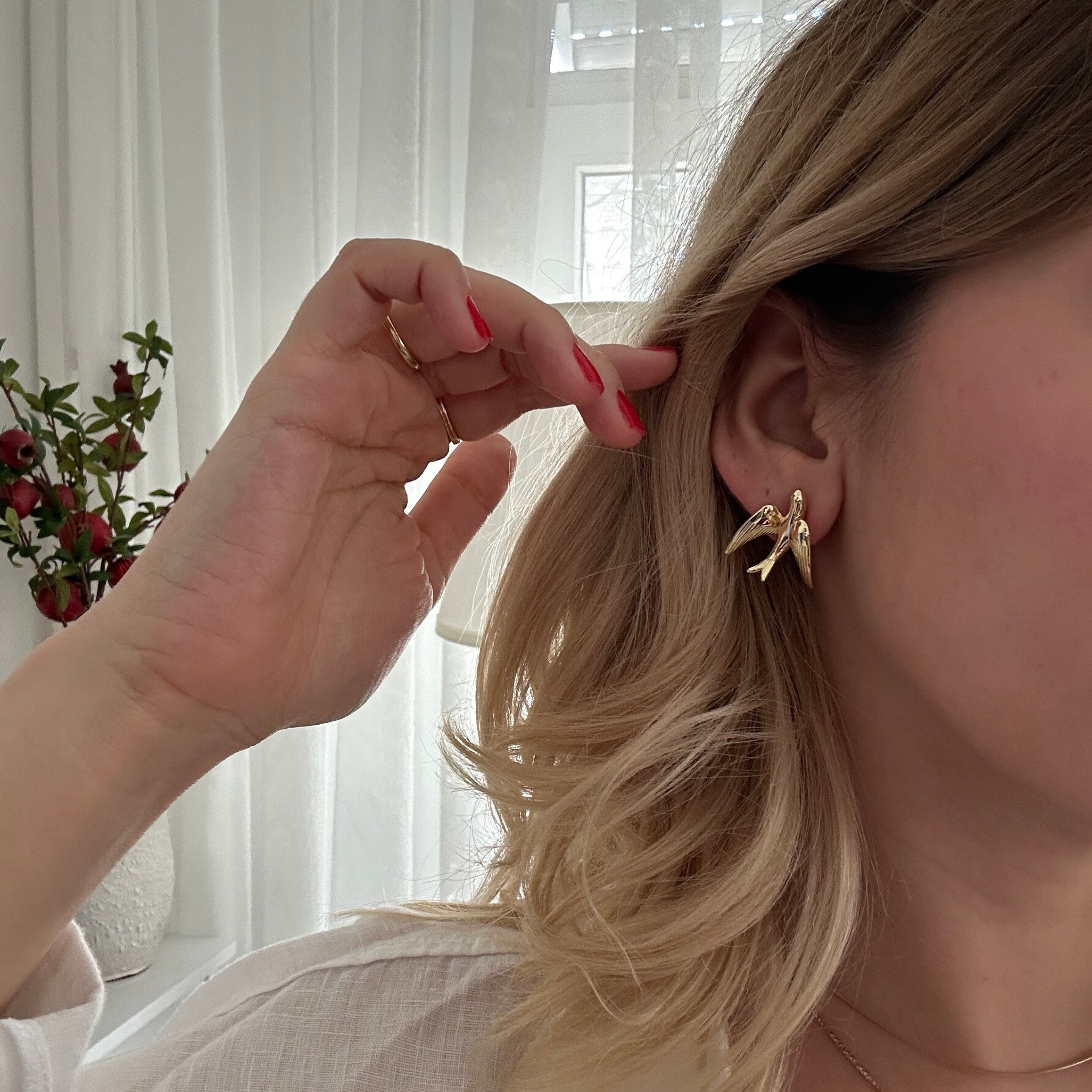 Gold Kırlangıç Küpe