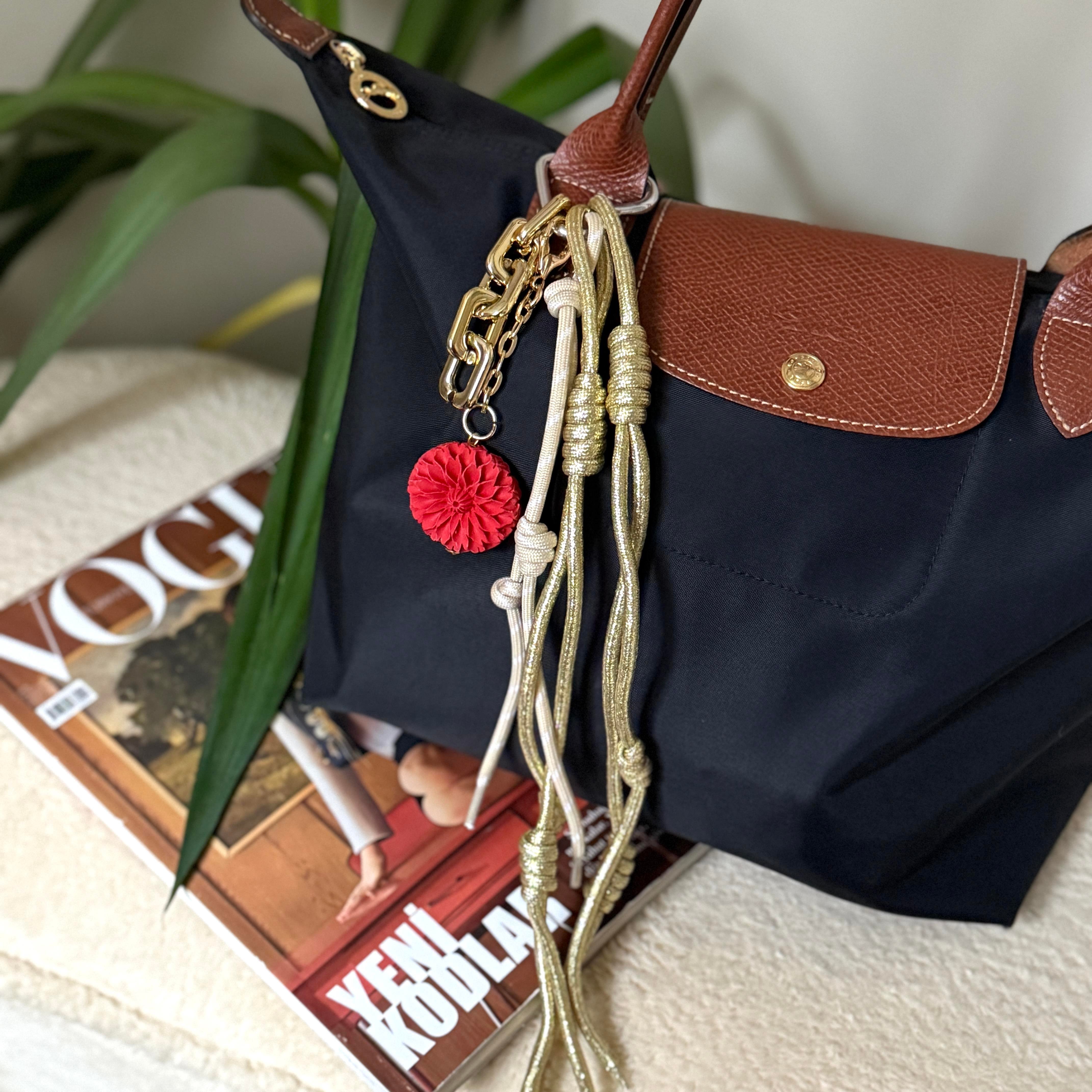 Gold Kordonlu Çiçek Çanta Aksesuarı&Anahtarlık