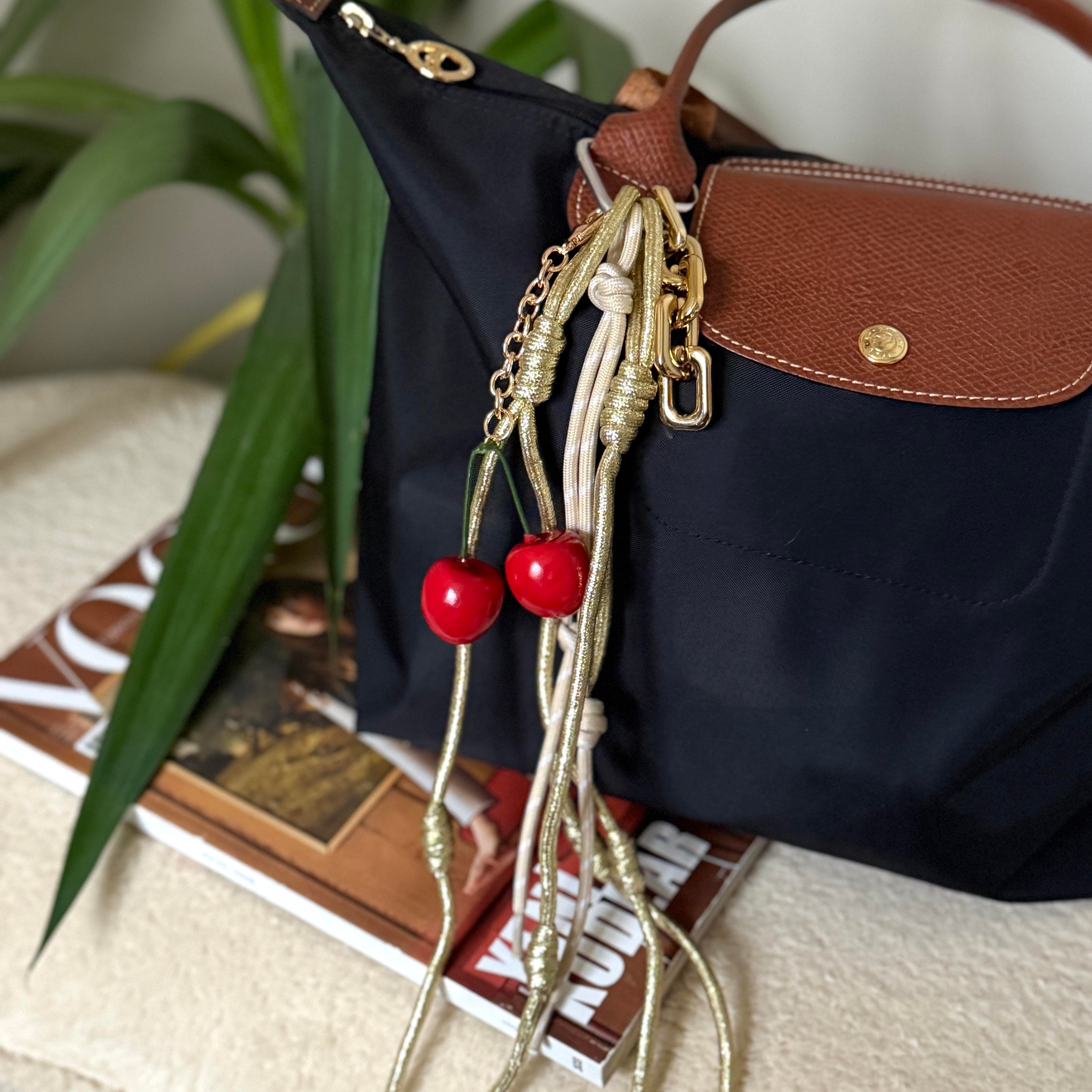 Gold Kordonlu Kiraz Çanta Aksesuarı&Anahtarlık