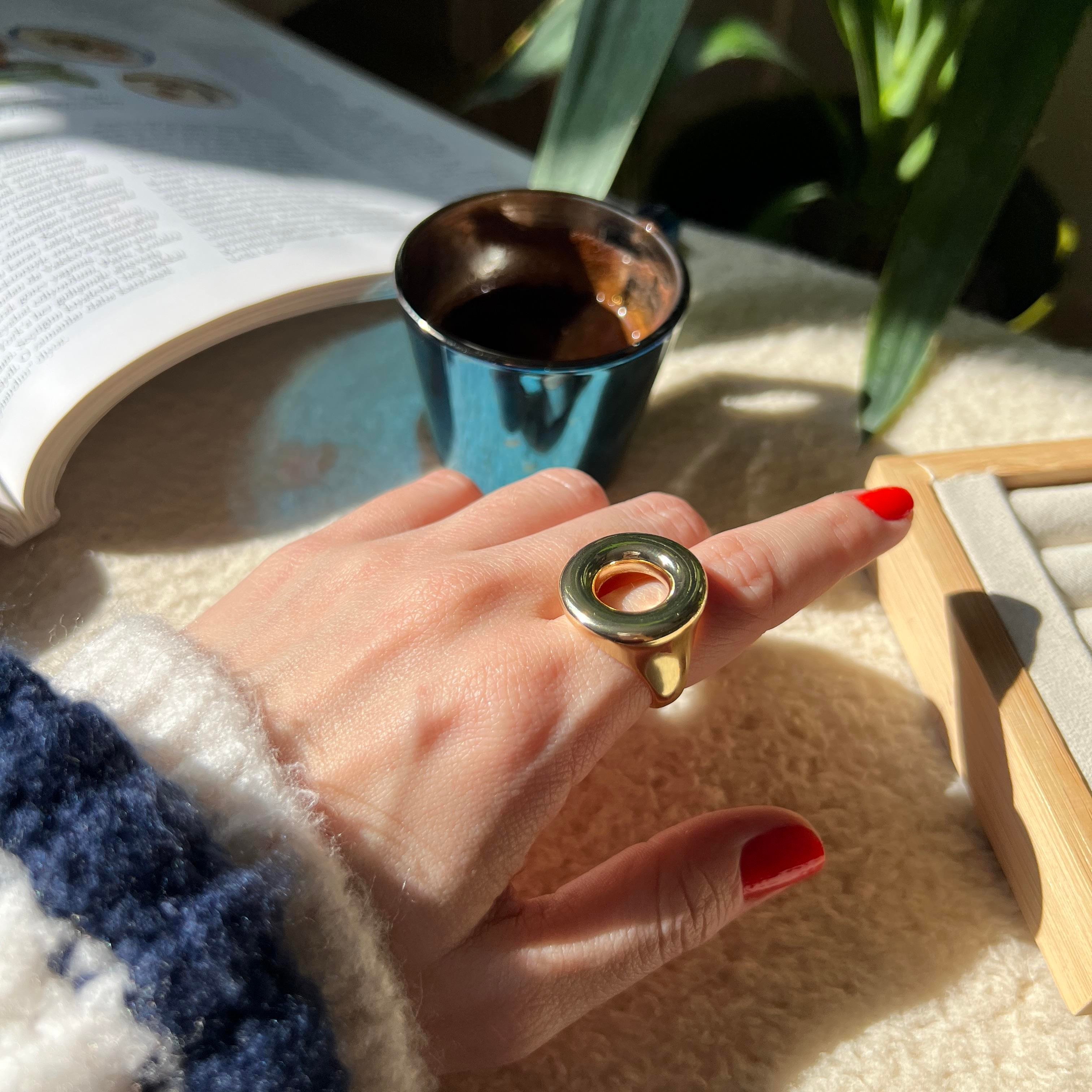 Gold Ortası Delik Yüzük