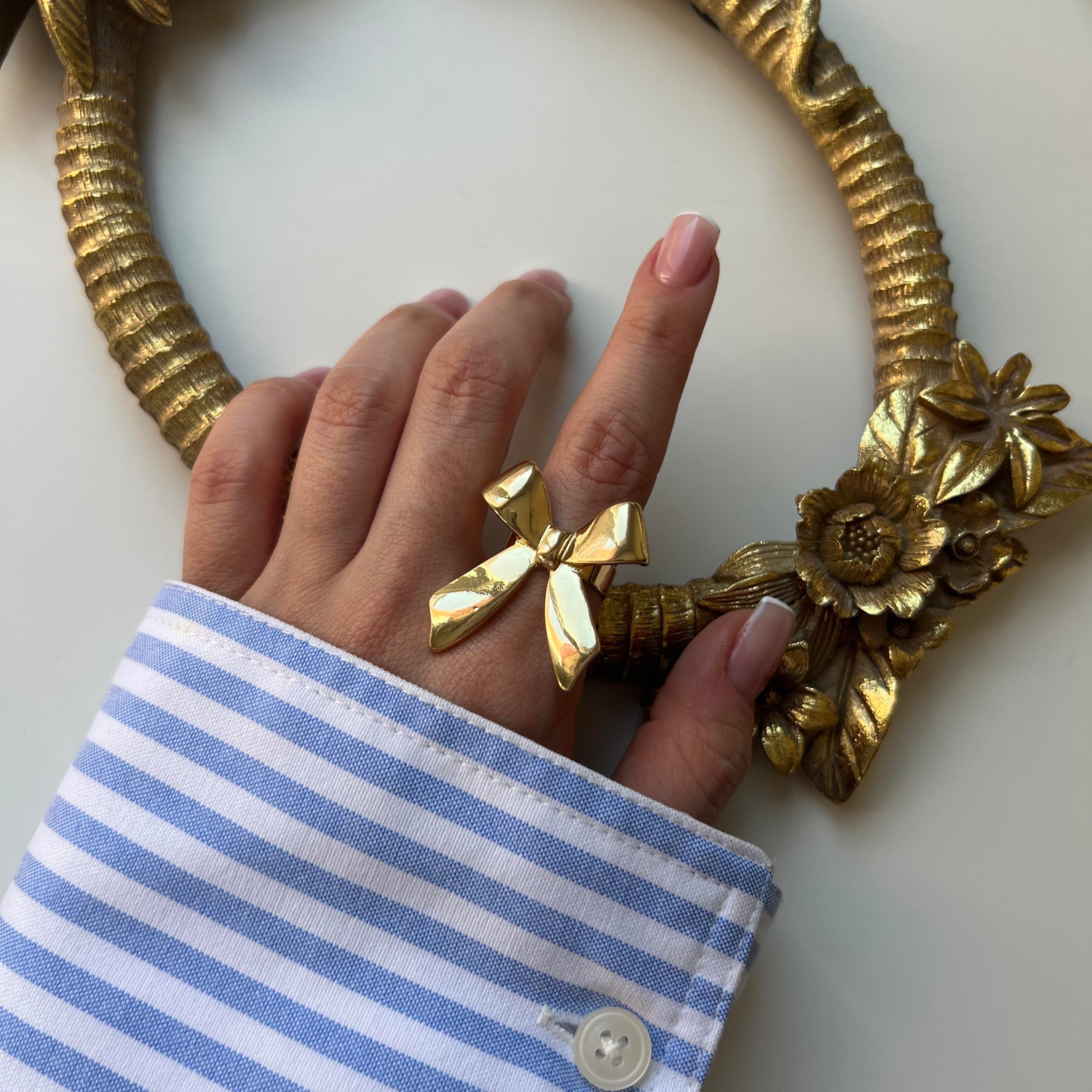 Gold Parlak Fiyonk Yüzük