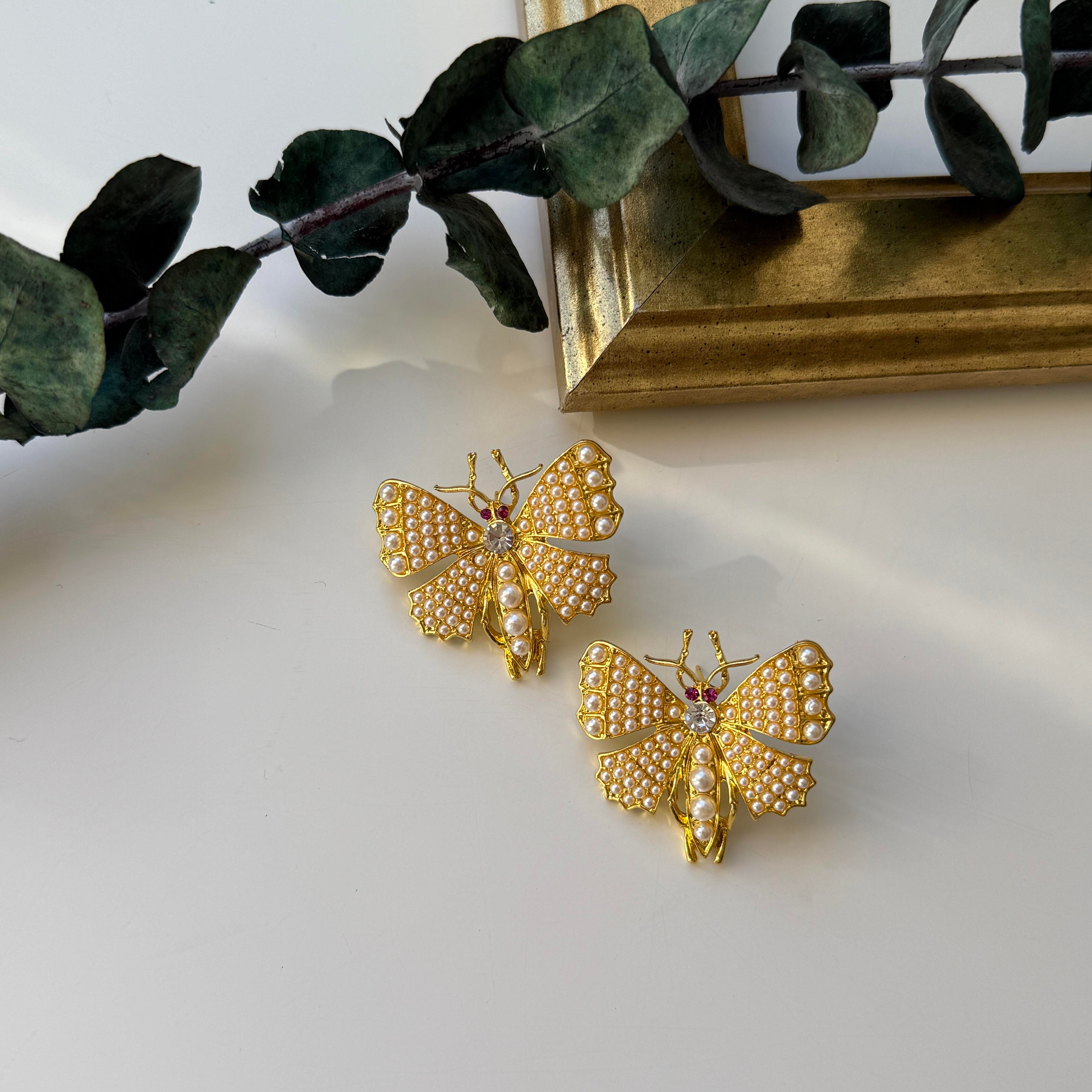 İncili Kelebek Küpe