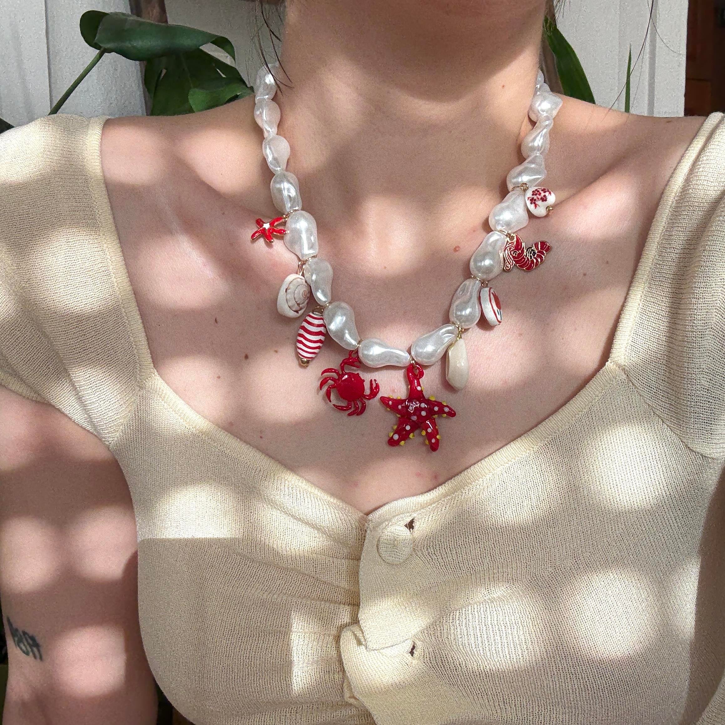 İncili Murano Cam Yengeç&Deniz Yıldızı Charmlı Kolye