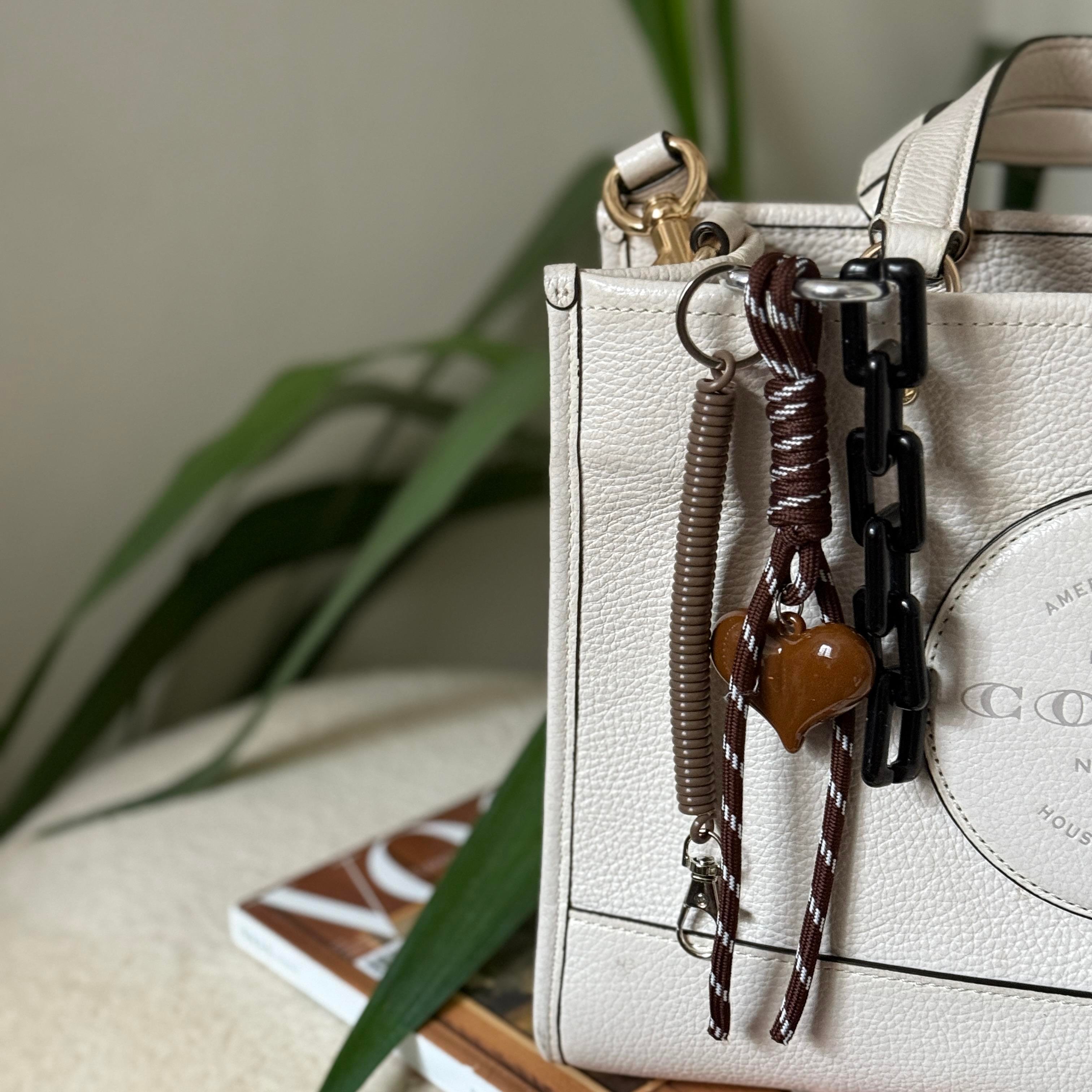 Kahve Kalp Kordon Charmlı Çanta Aksesuarı&Anahtarlık