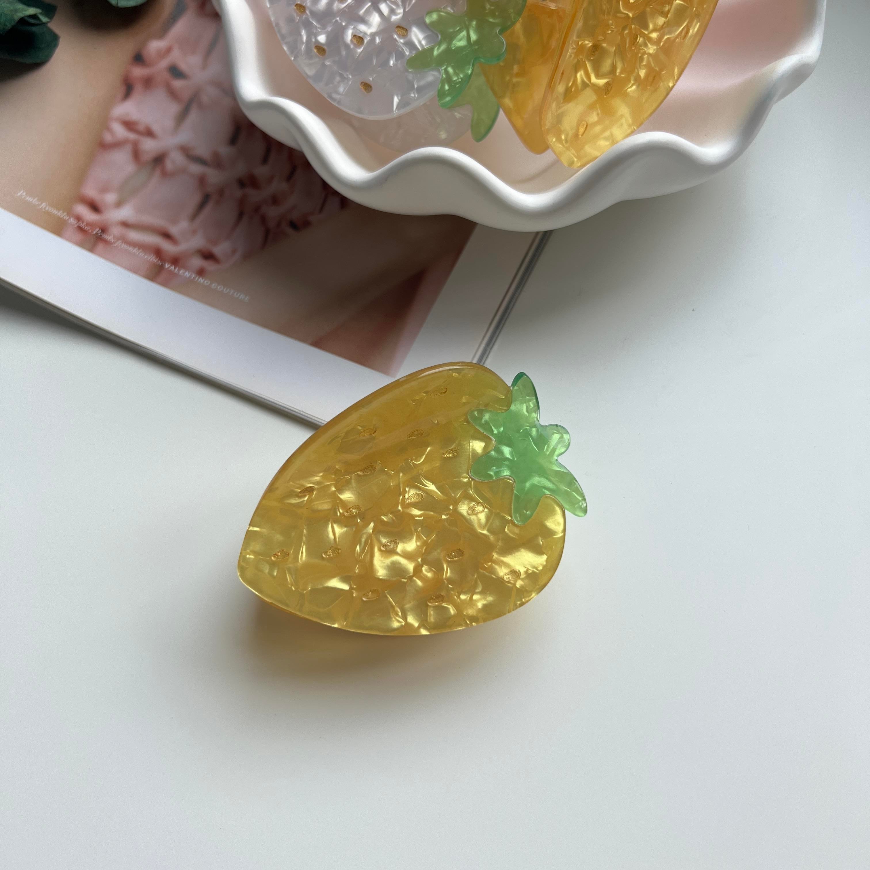 Kemik Çilek Mandal Toka