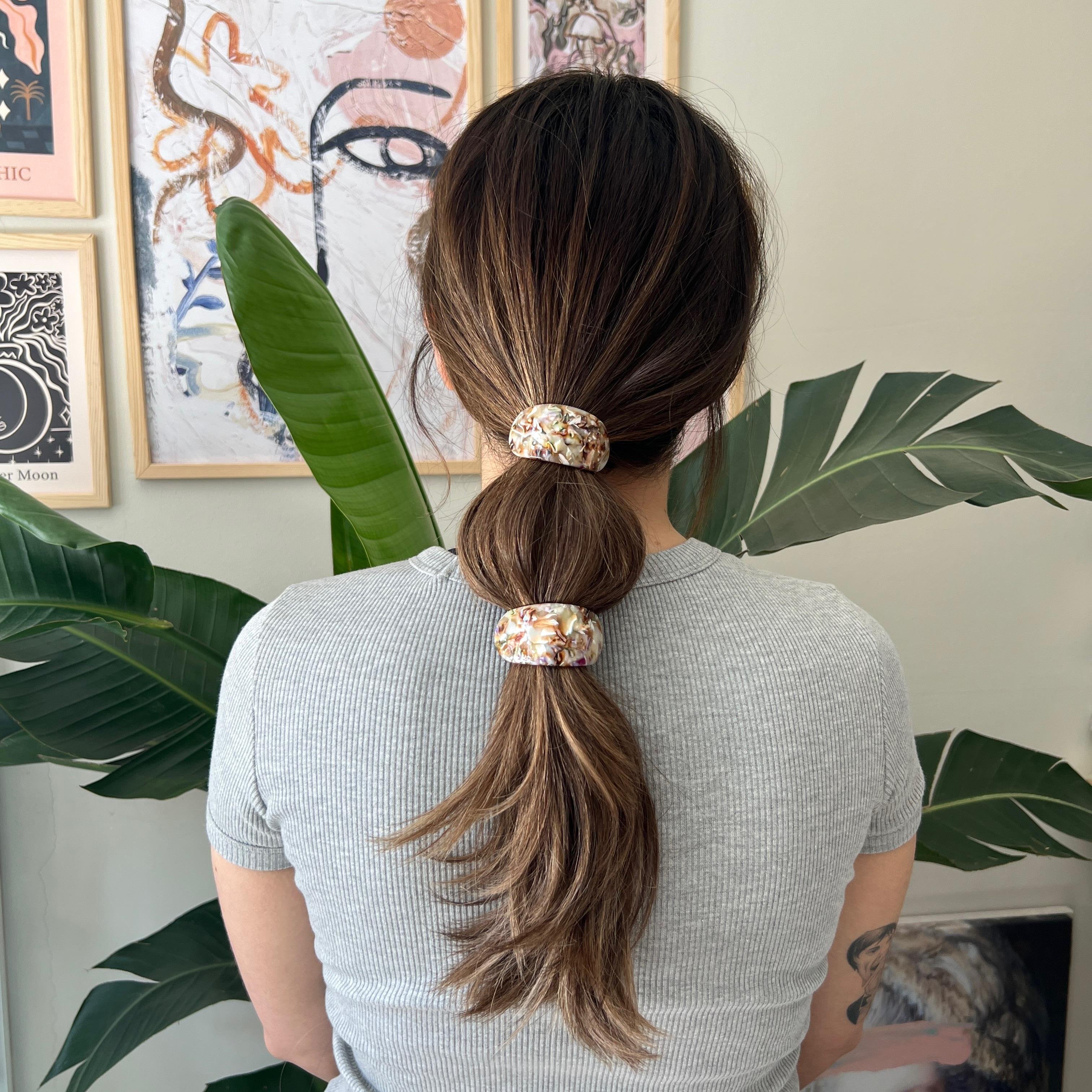 Kemik Renkli Bombe Lastik Toka