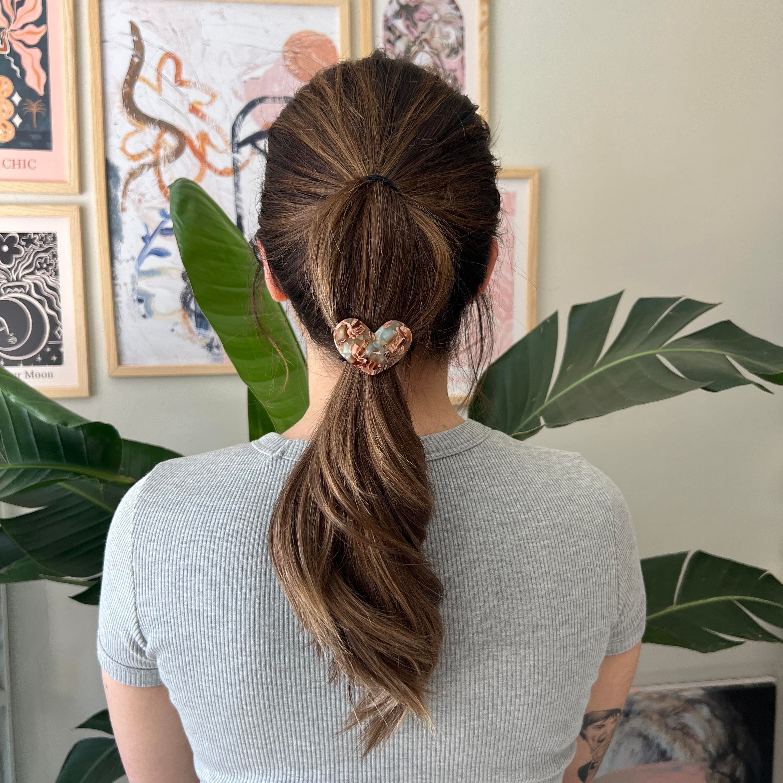 Kemik Renkli Lastik Toka